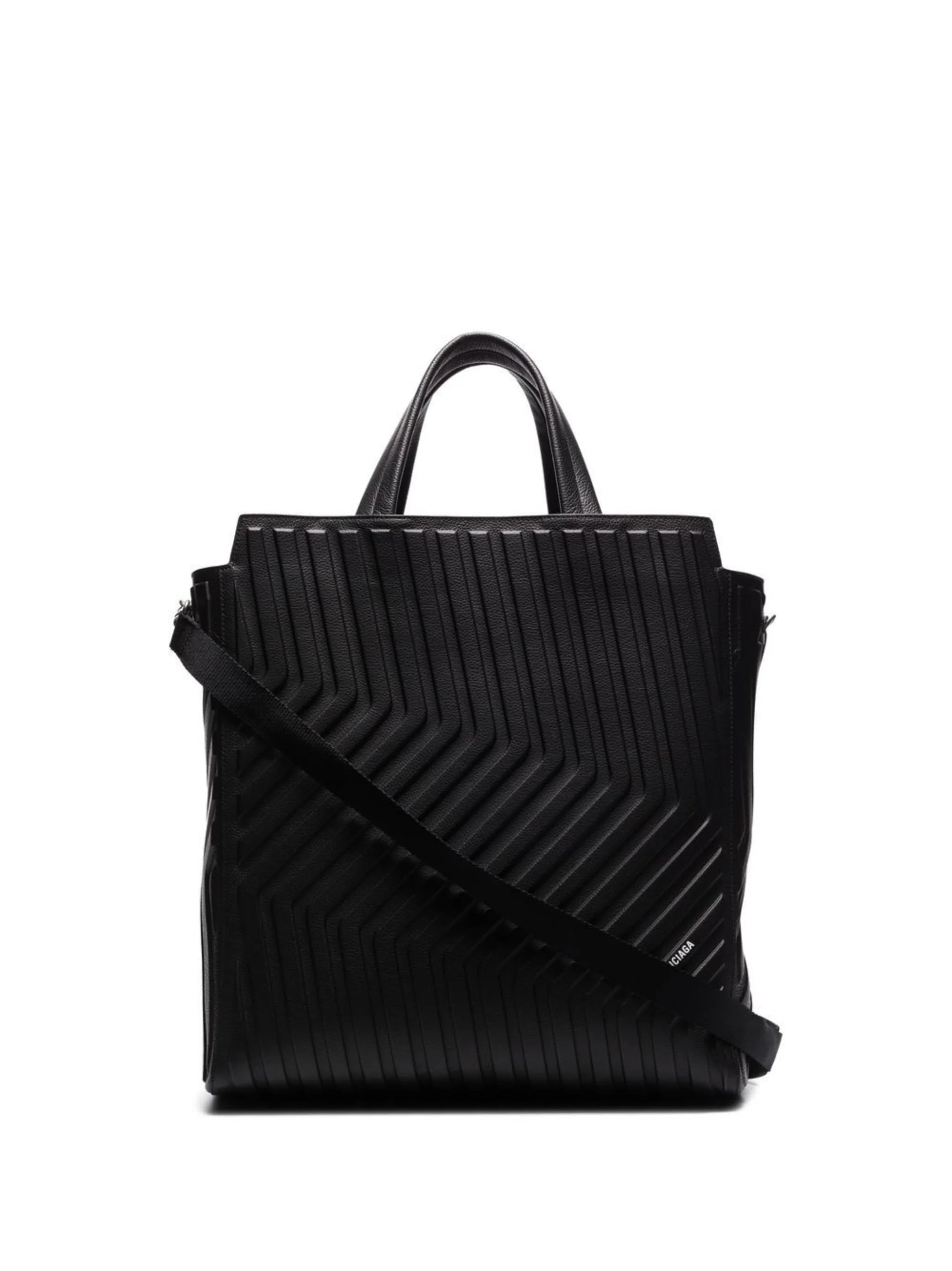 Car M tote bag