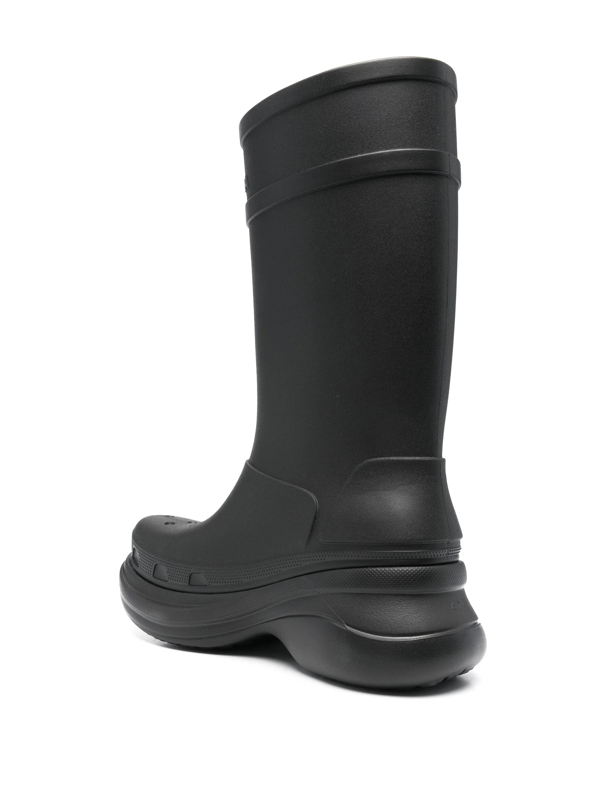 x Crocs rain boots