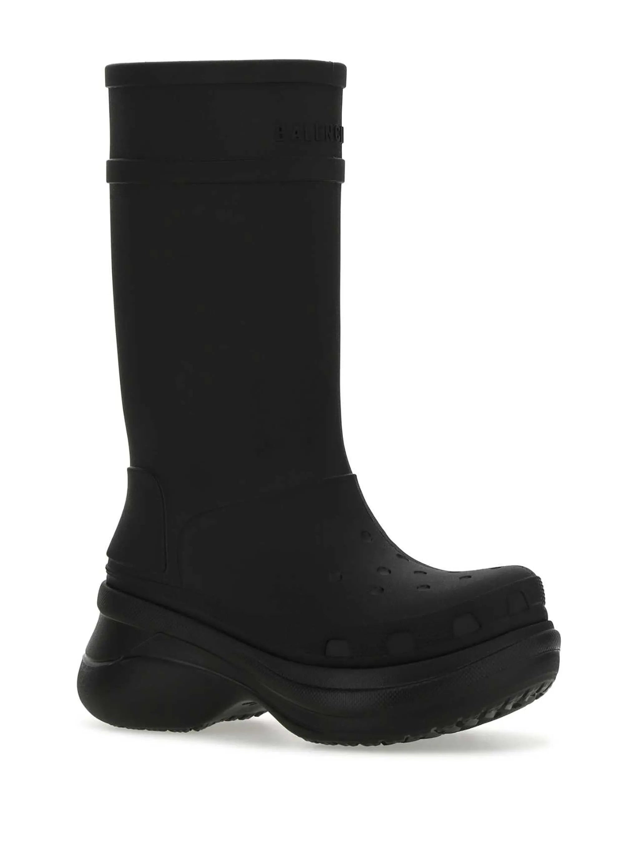 x Crocs rain boots