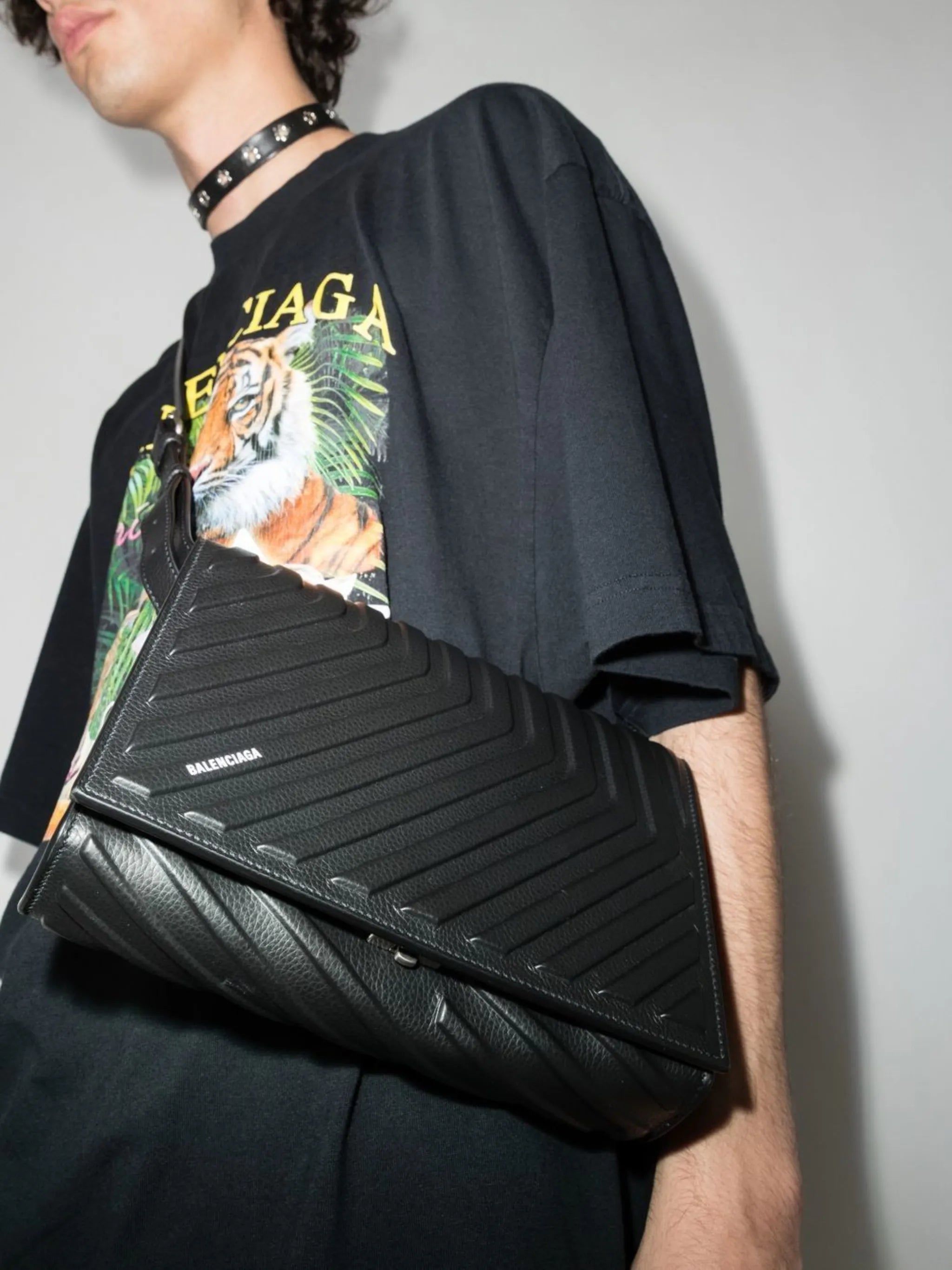Car Flap adjustable-strap shoulder bag
