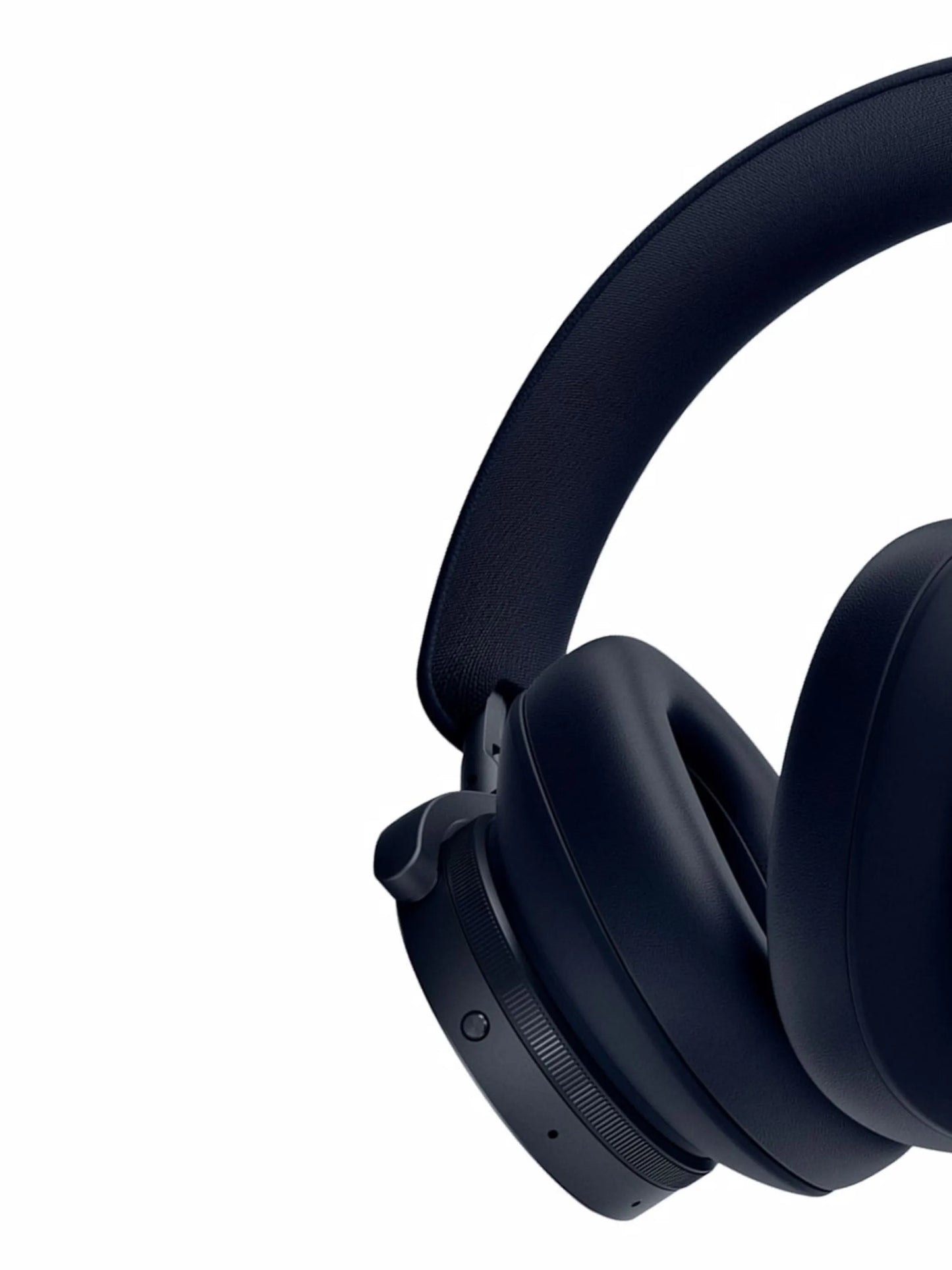 Beoplay H95 headphones