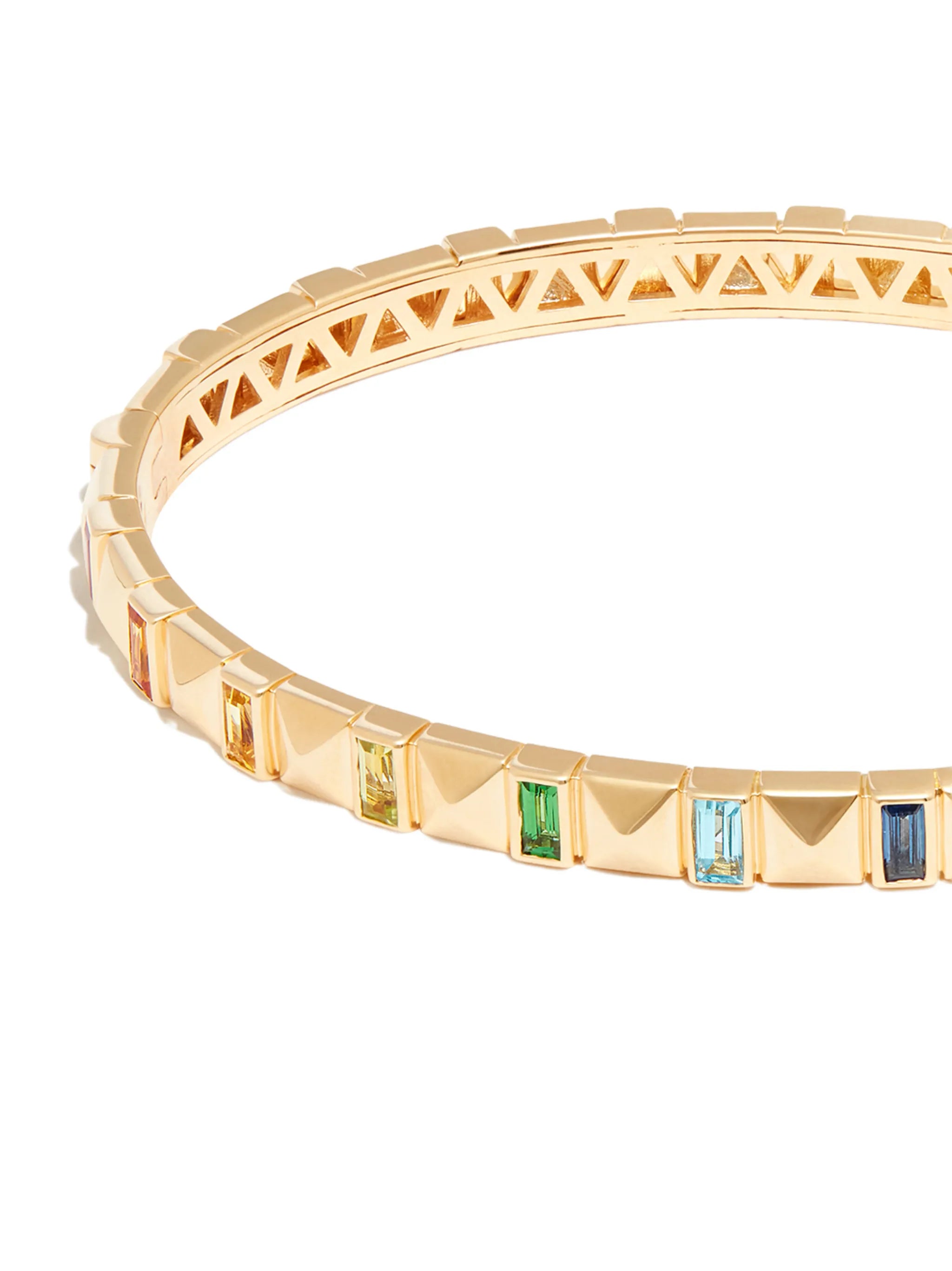18kt yellow gold Pyramid Stud sapphire bangle bracelet