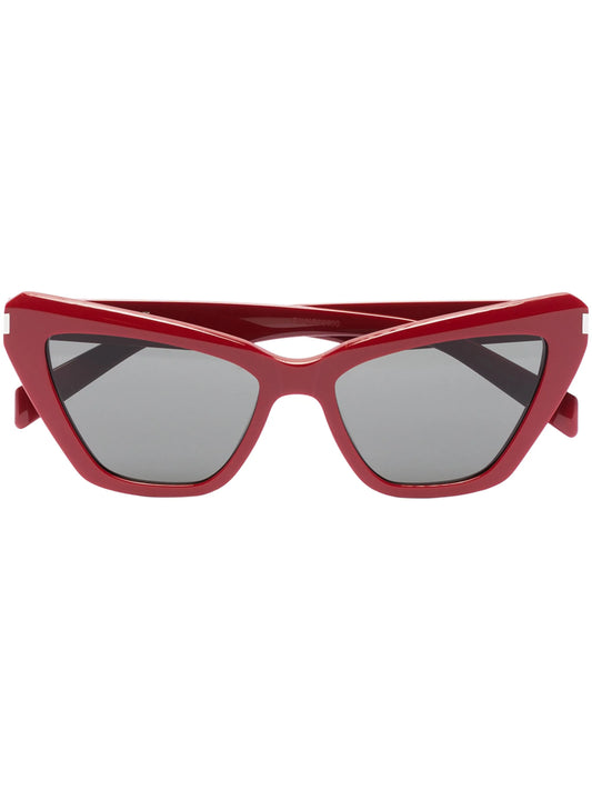 cat-eye frame sunglasses