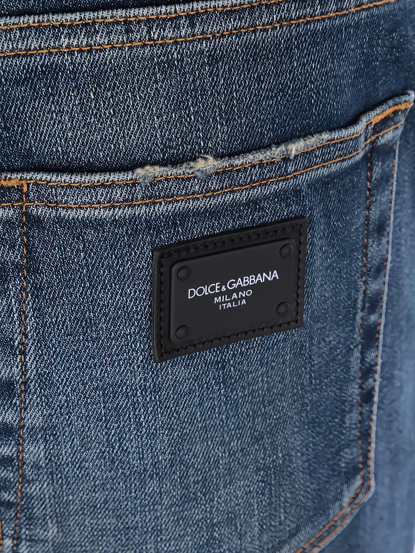 distressed slim-fit jeans