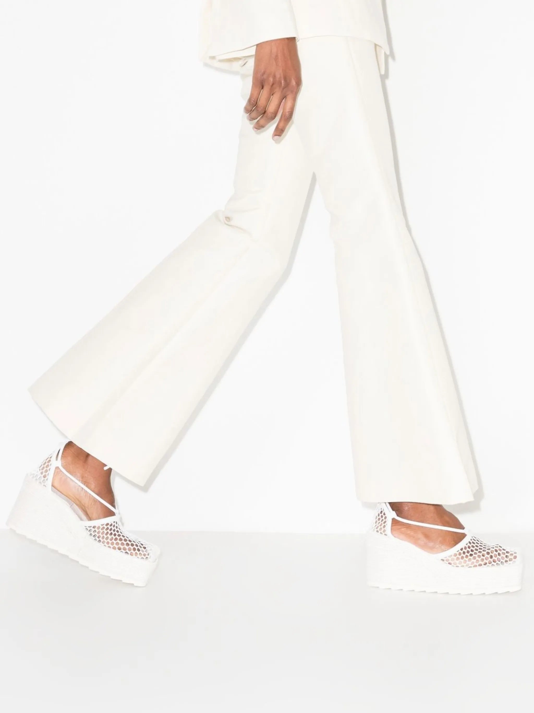 net-detail wedge sandals