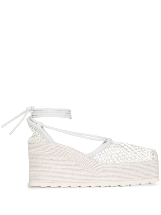 net-detail wedge sandals