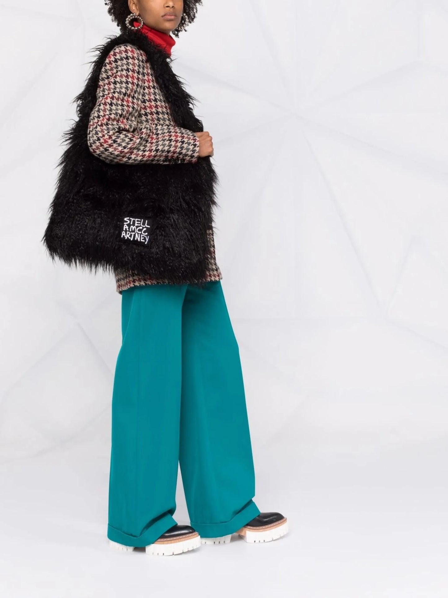faux fur shoulder bag