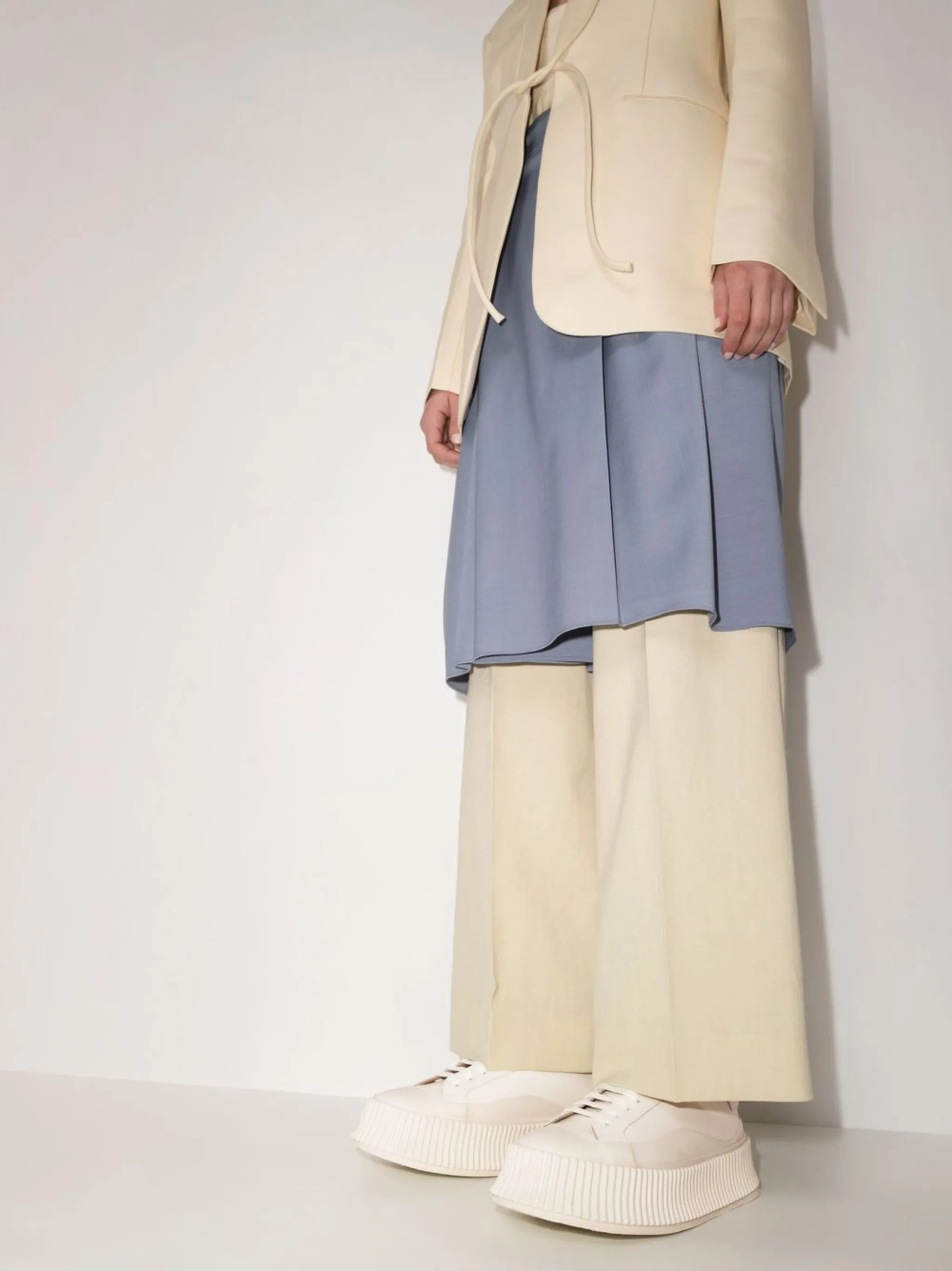 ribbed-sole low-top sneakers