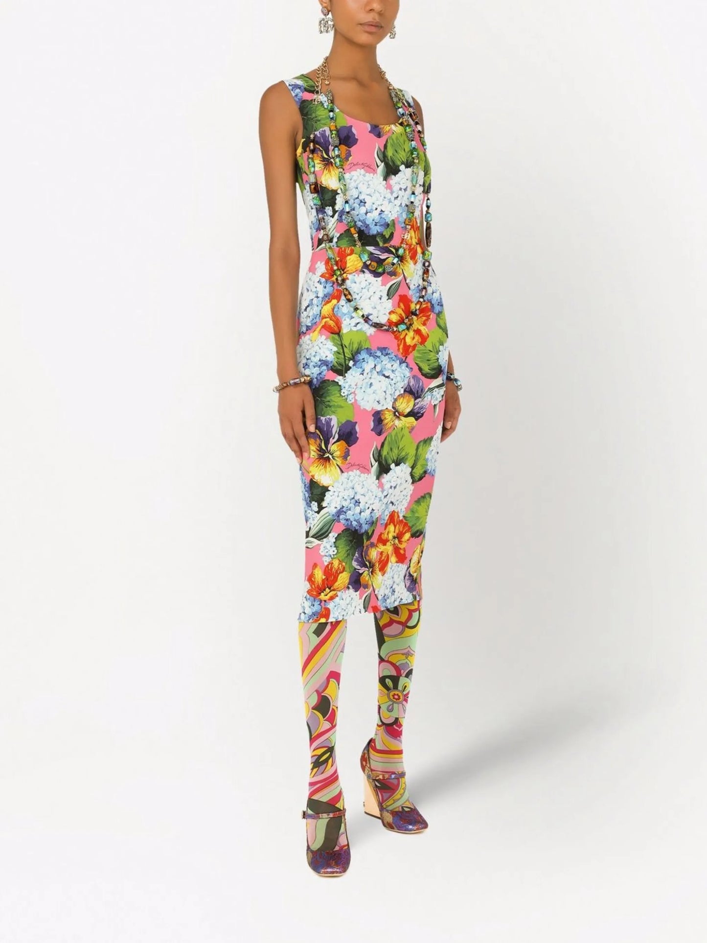 sleeveless graphic-print dress
