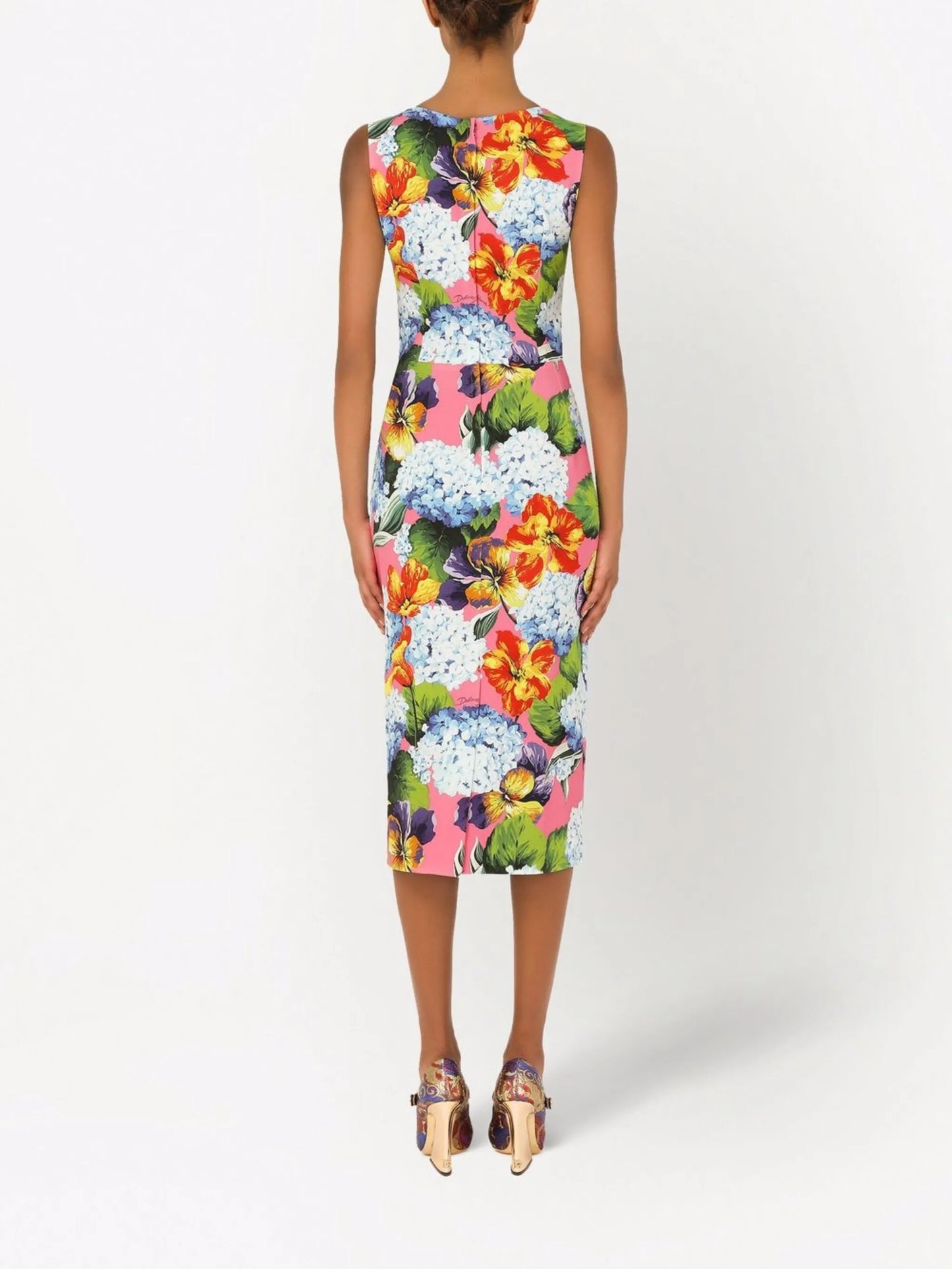 sleeveless graphic-print dress
