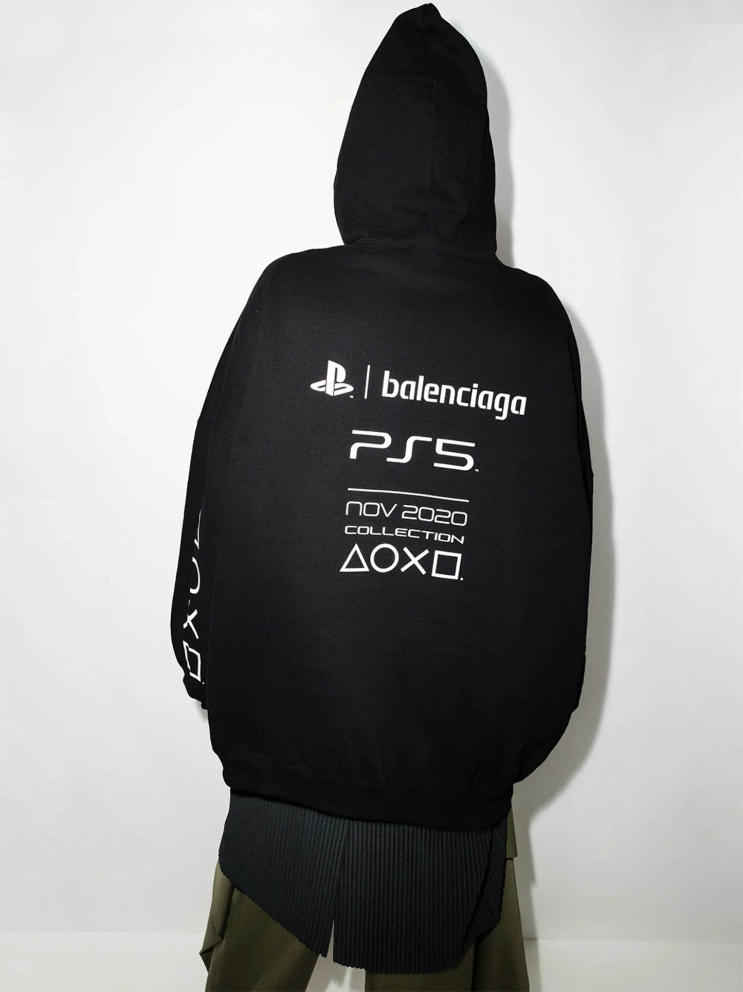 graphic-print hoodie