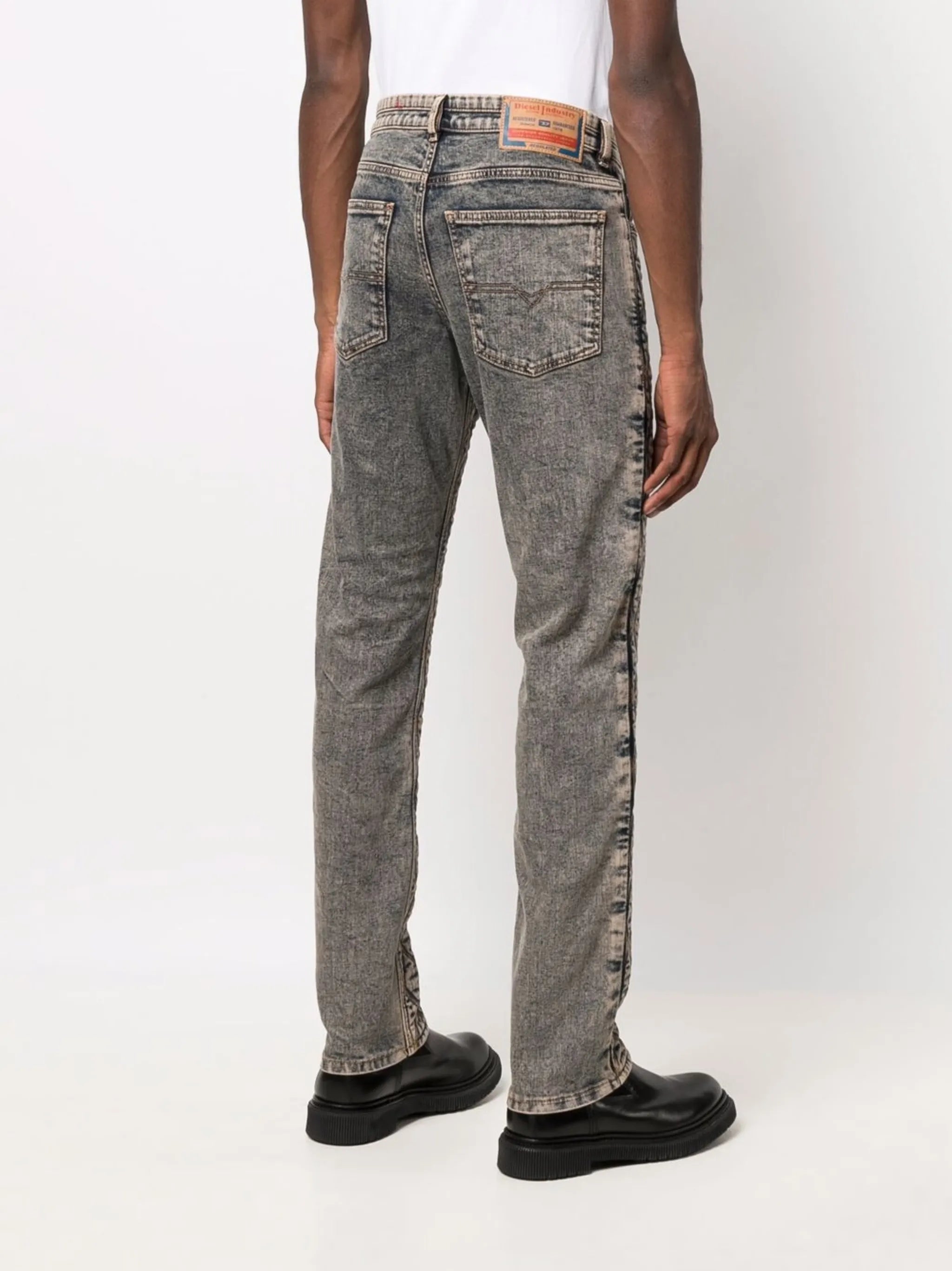 diamond embroidered slim fit jeans