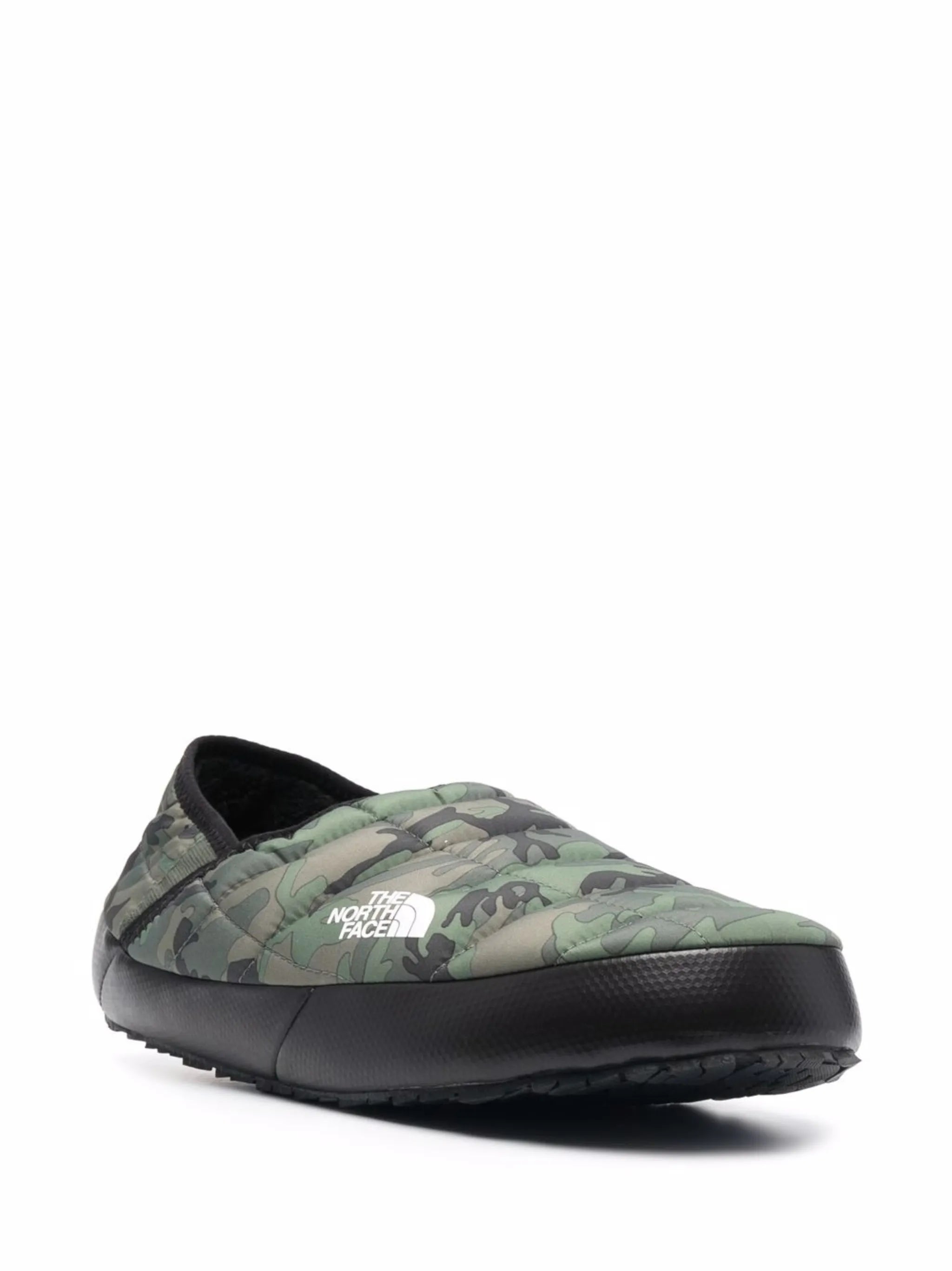 camouflage-print padded slippers