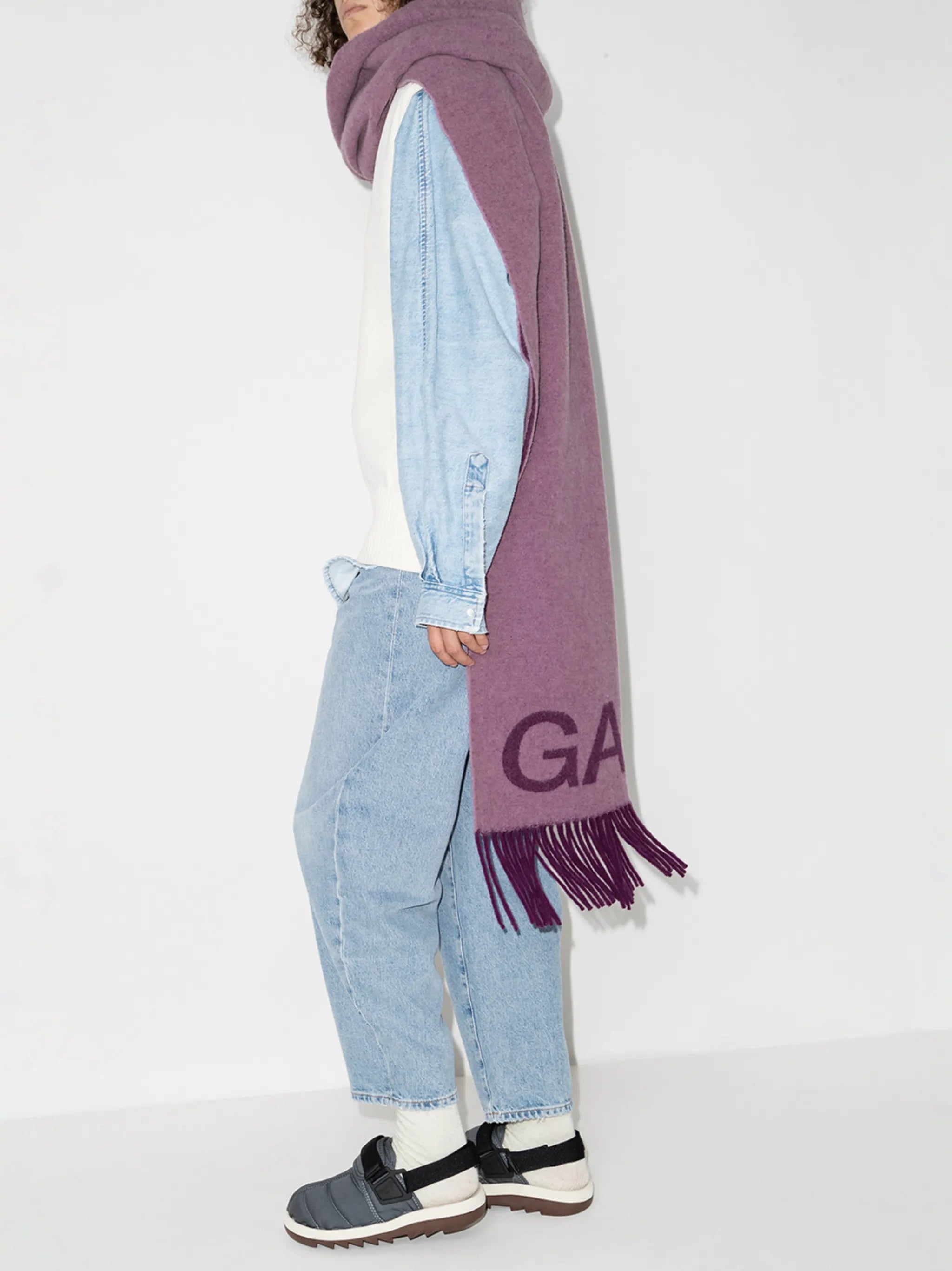 fringed logo-print scarf