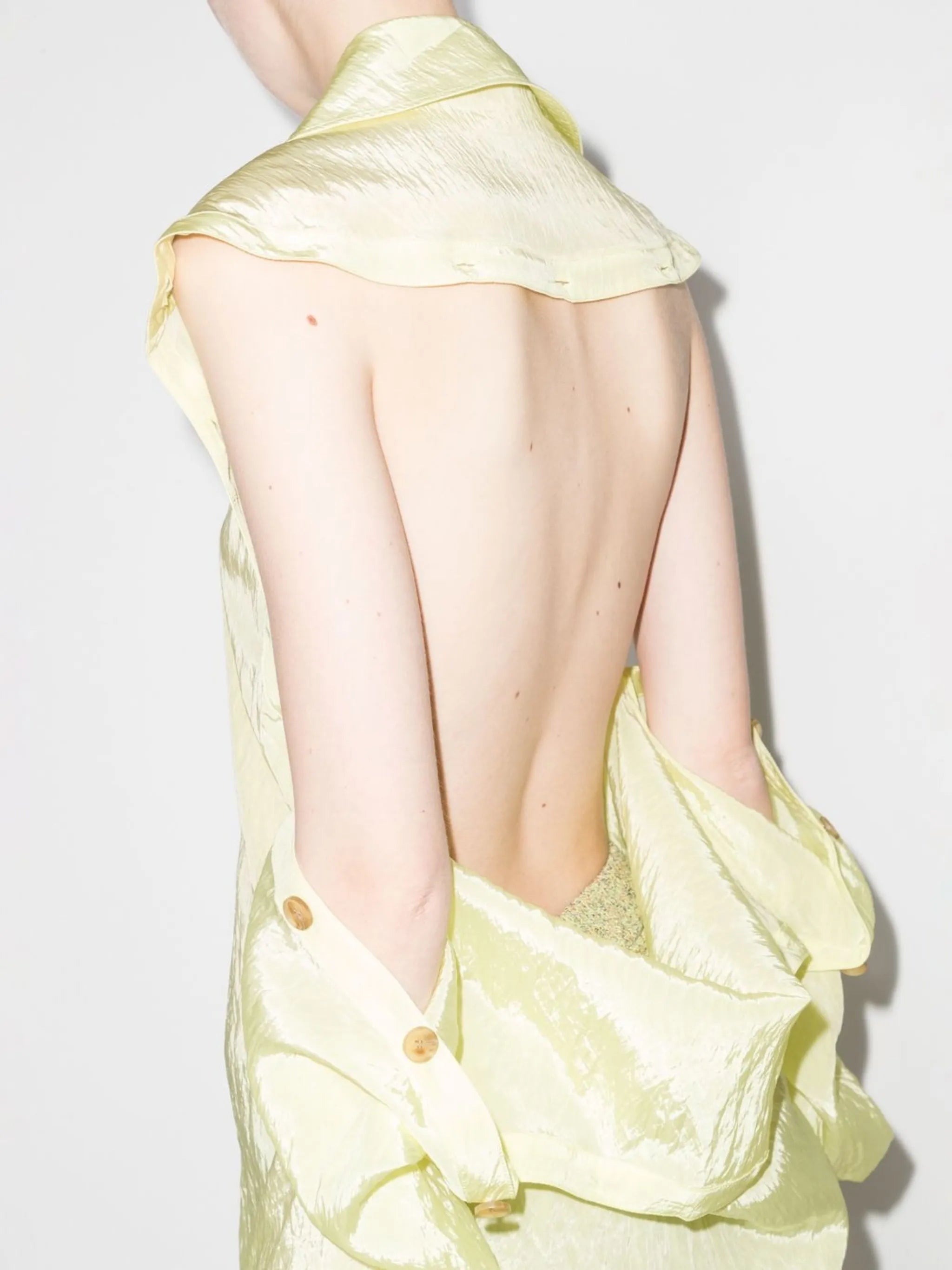 Carina detachable-sleeve shirt