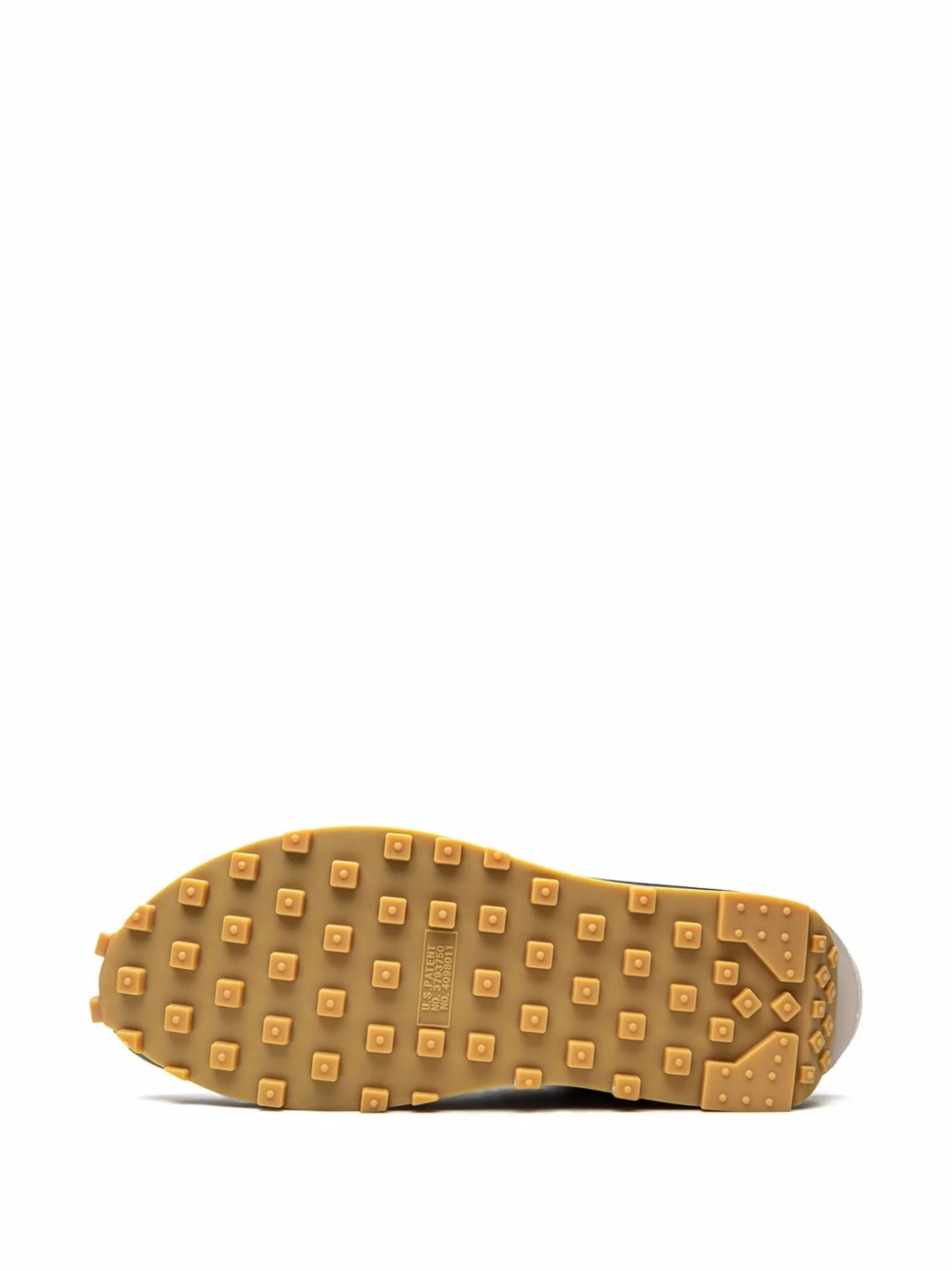 x CLOT x sacai LDWaffle 