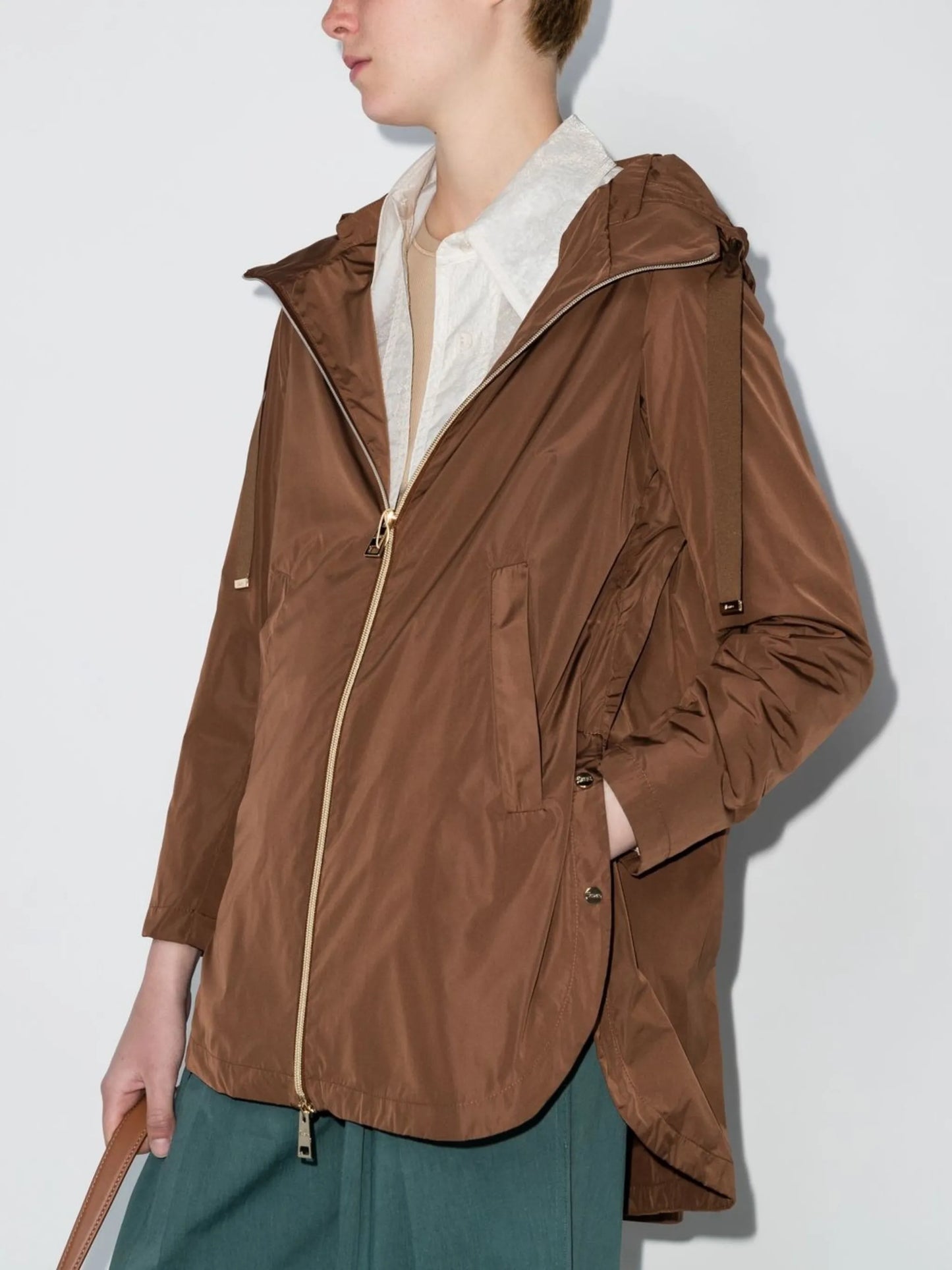 pleated-back zip-up coat