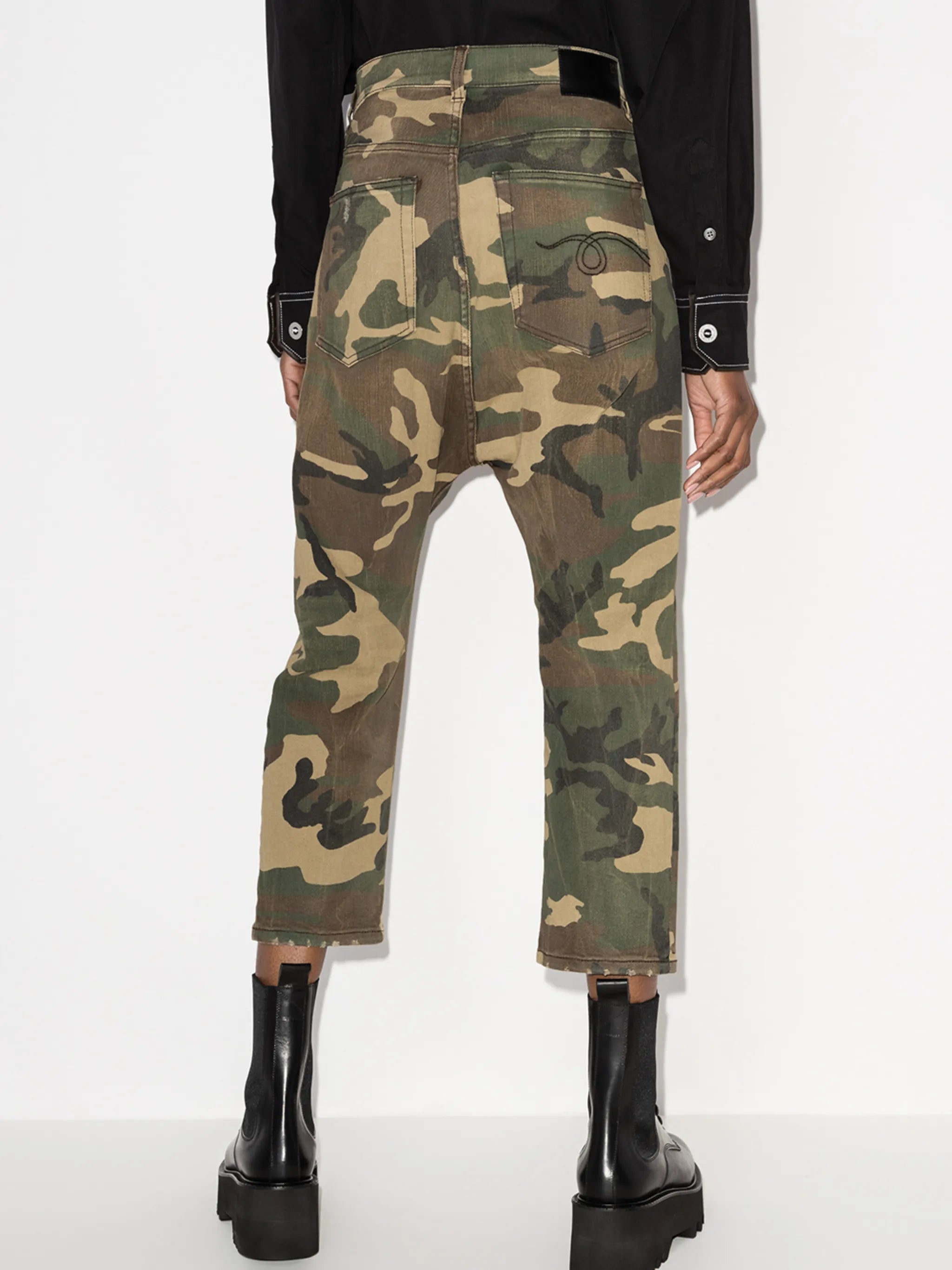 Tailor camouflage-print straight-leg jeans