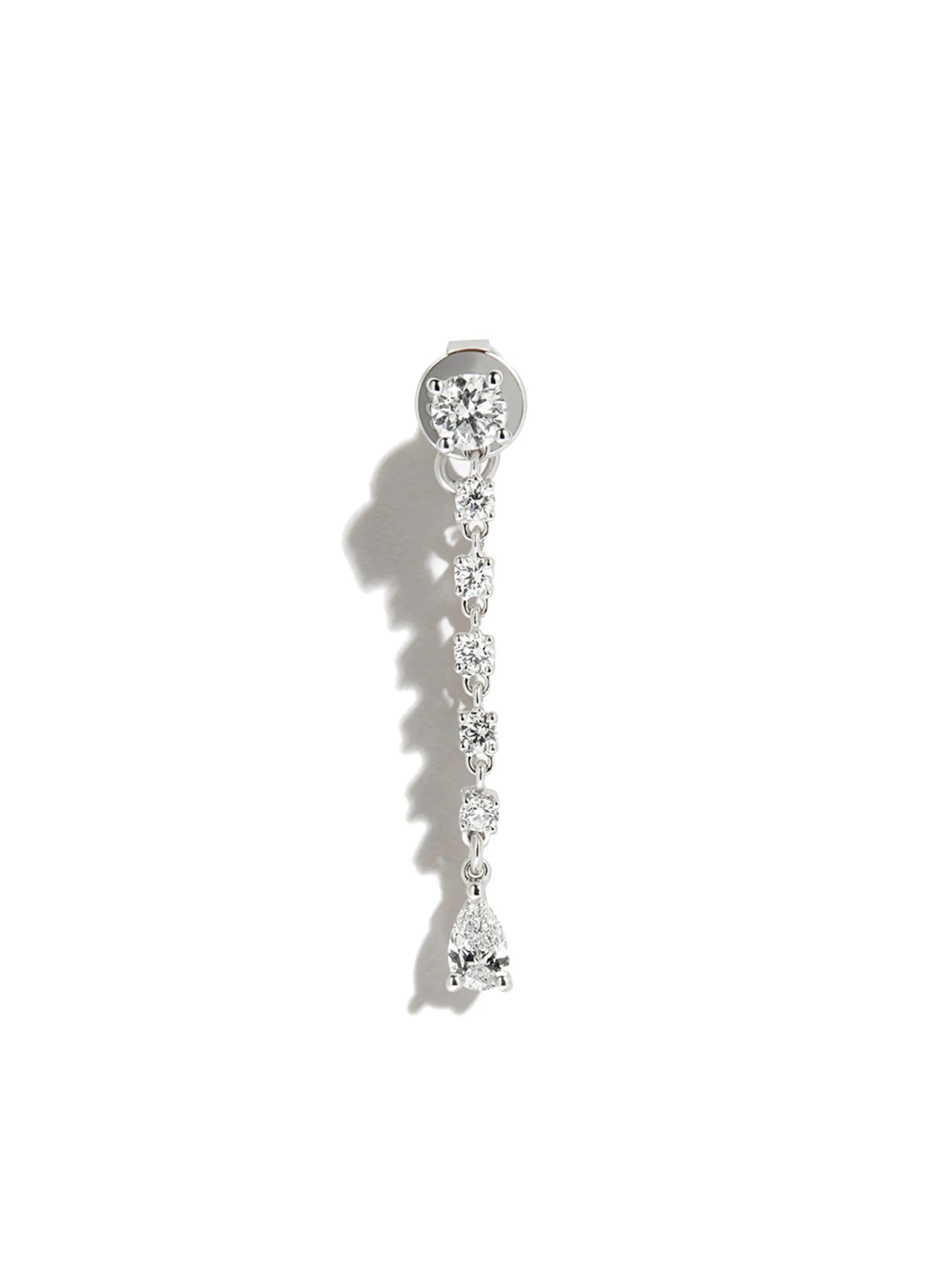 18kt white gold Olivia diamond earring