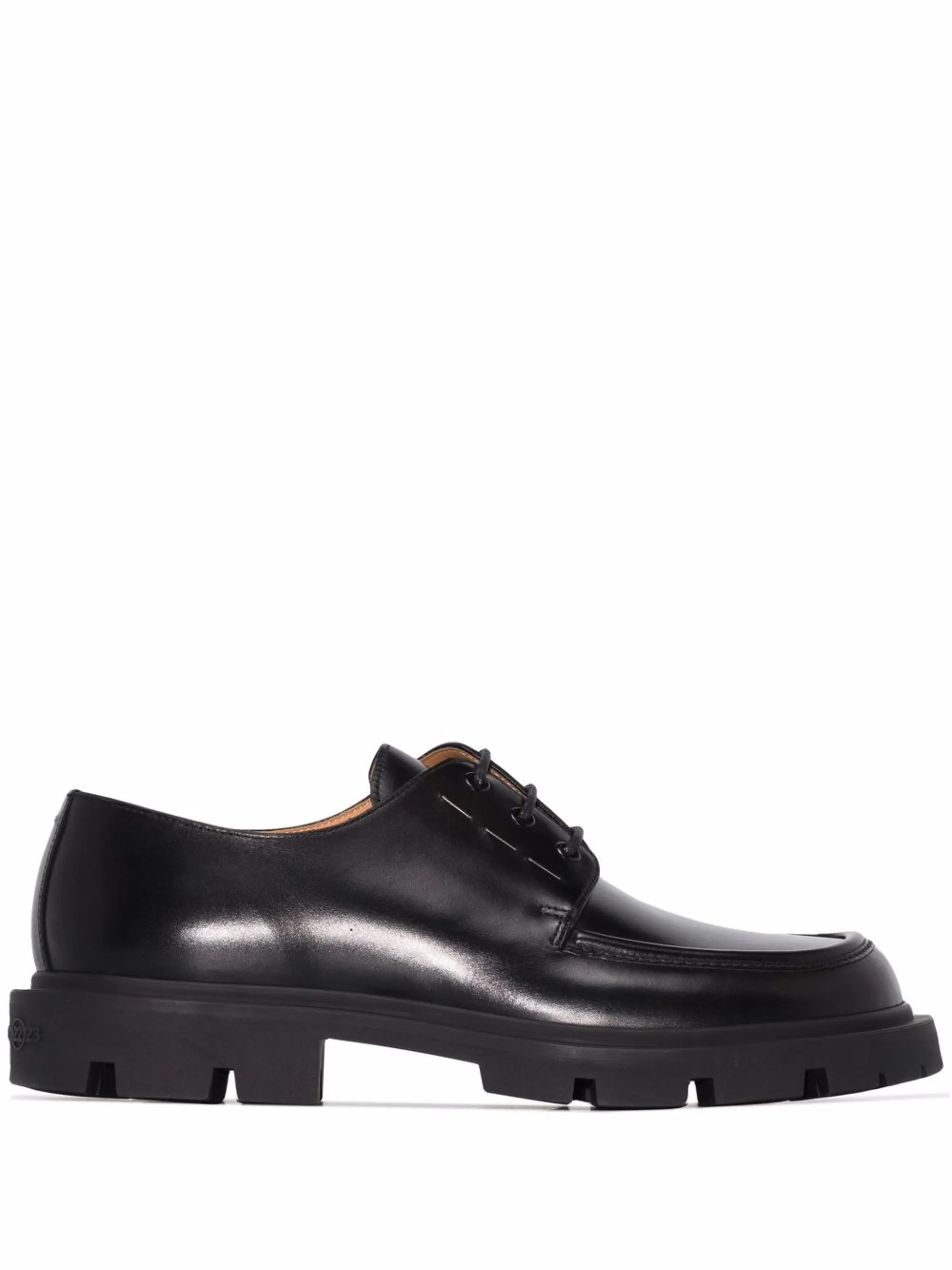square toe Derby shoes