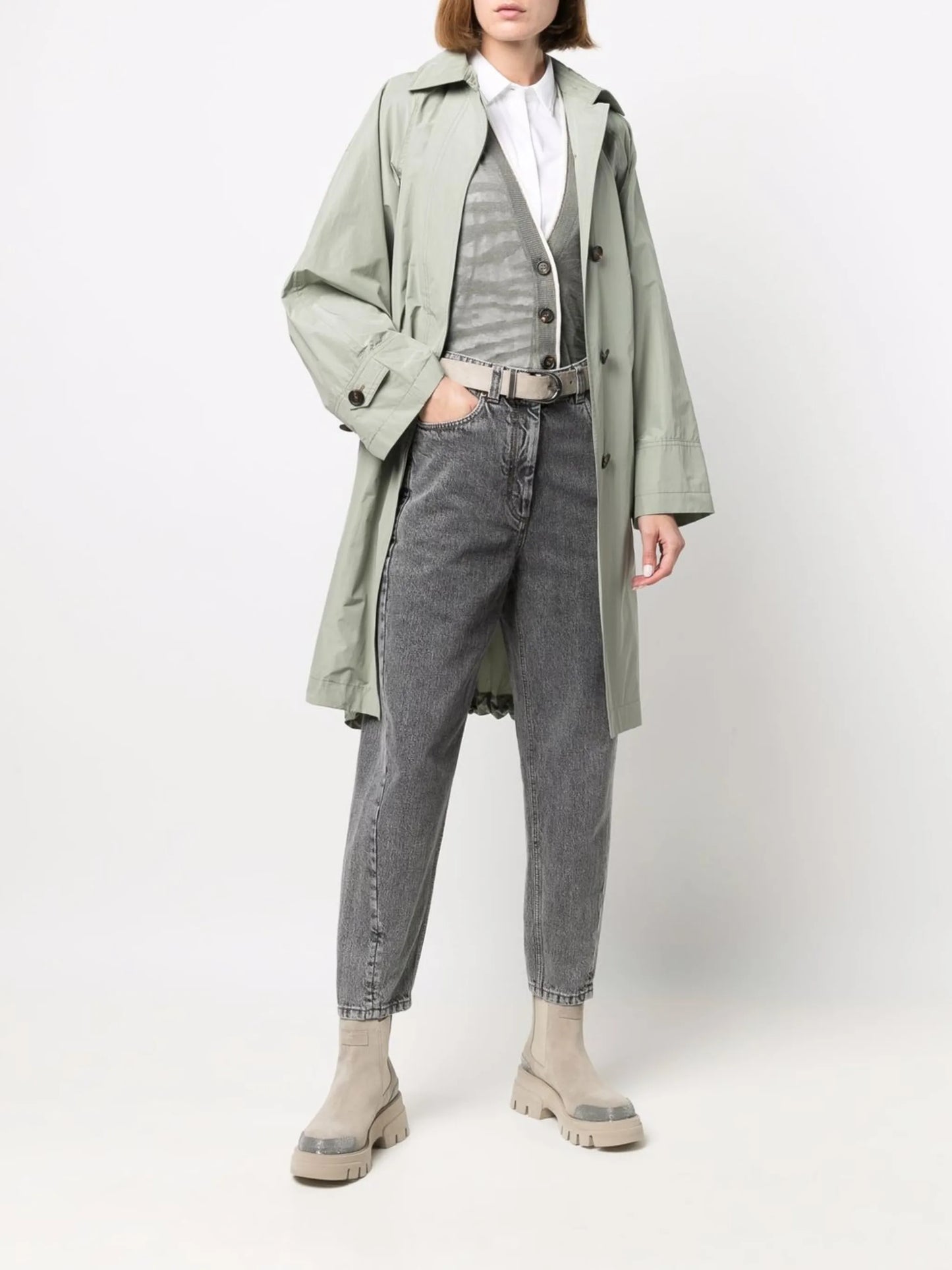 stonewash tapered-leg jeans