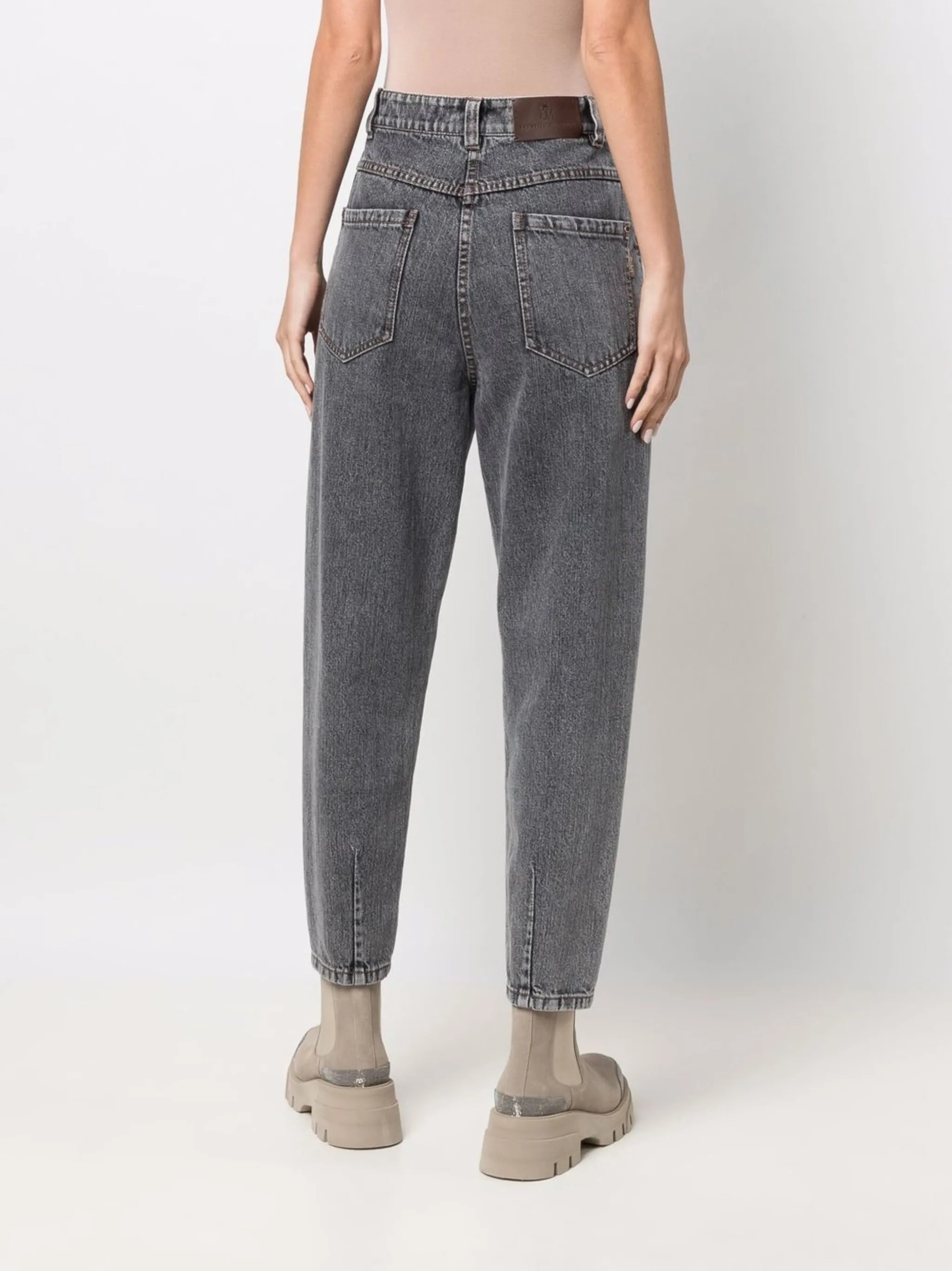 stonewash tapered-leg jeans