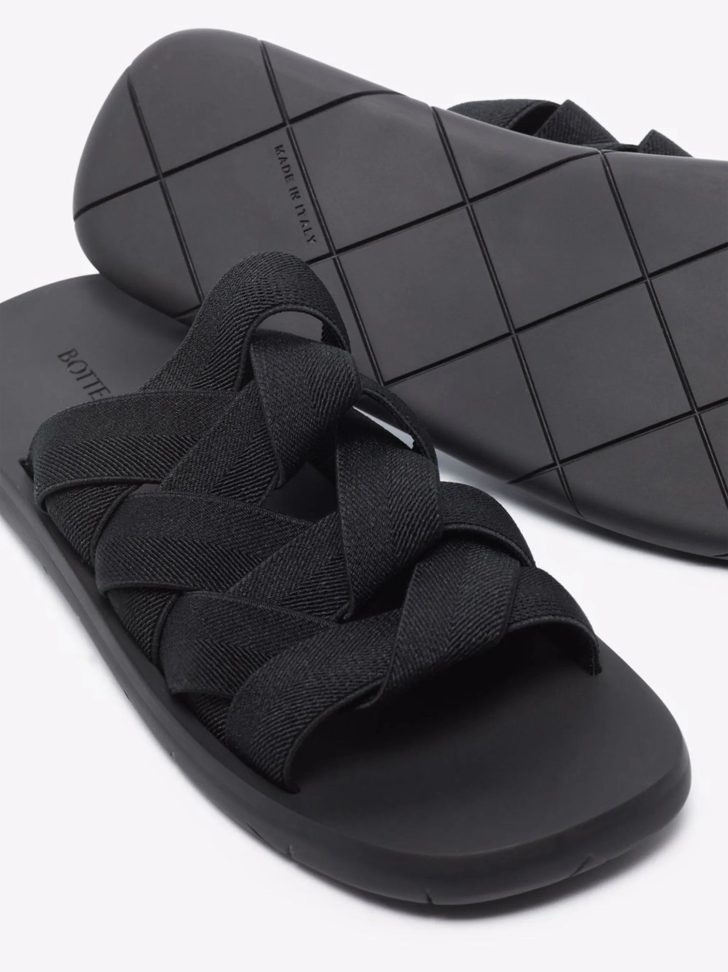 Intrecciato elasticated sandals