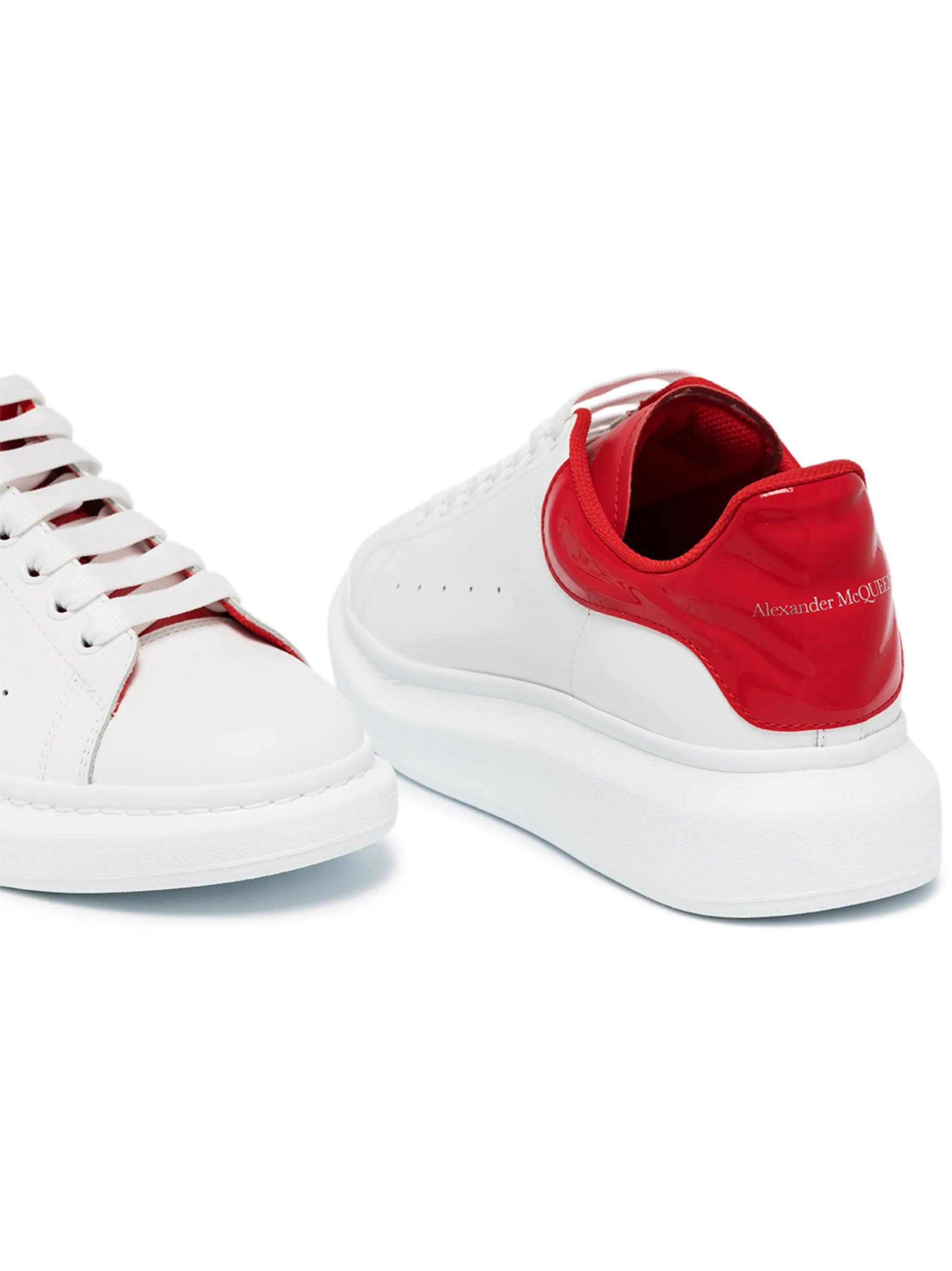 Oversized low-top sneakers