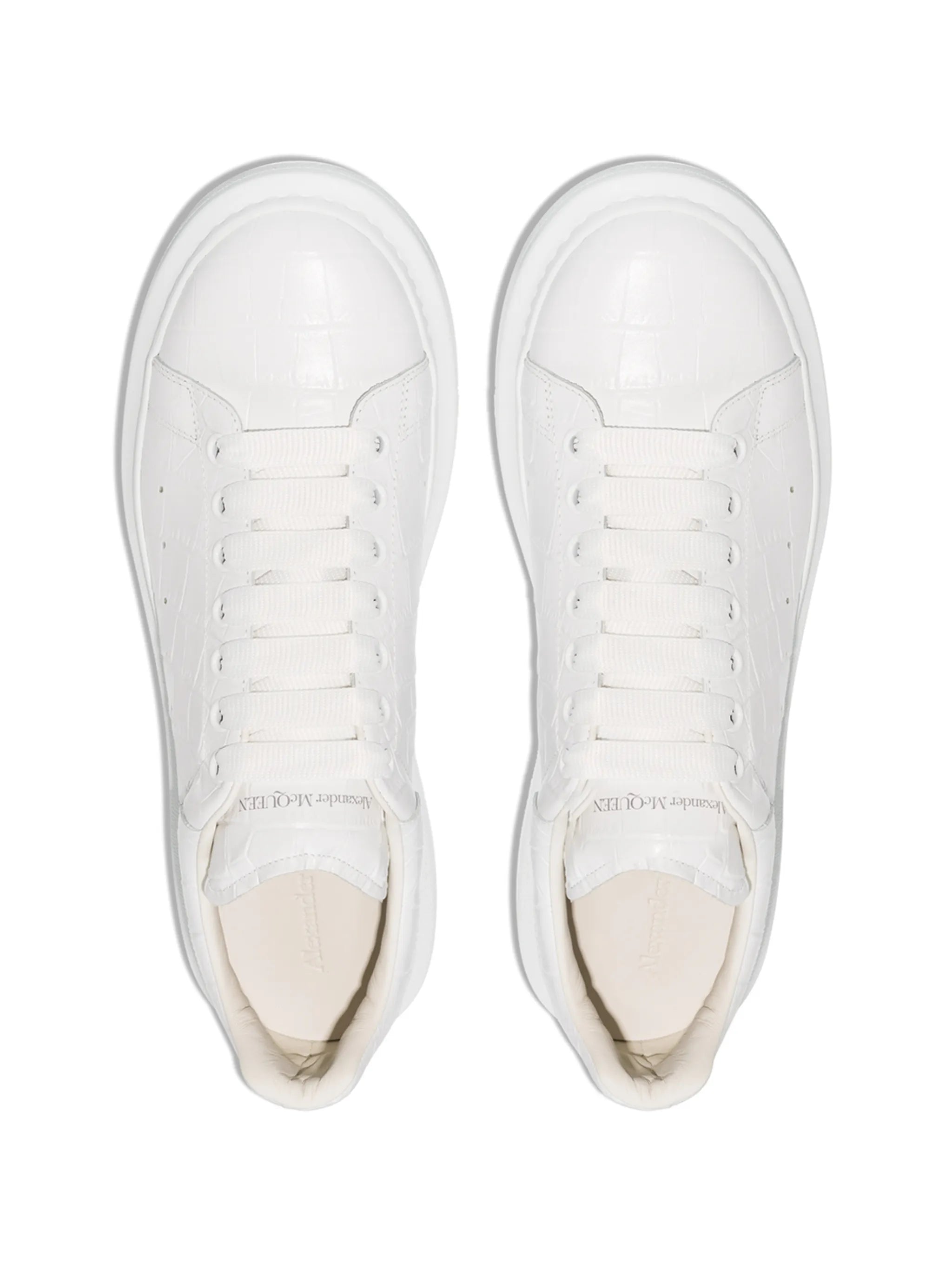 Oversized low-top sneakers