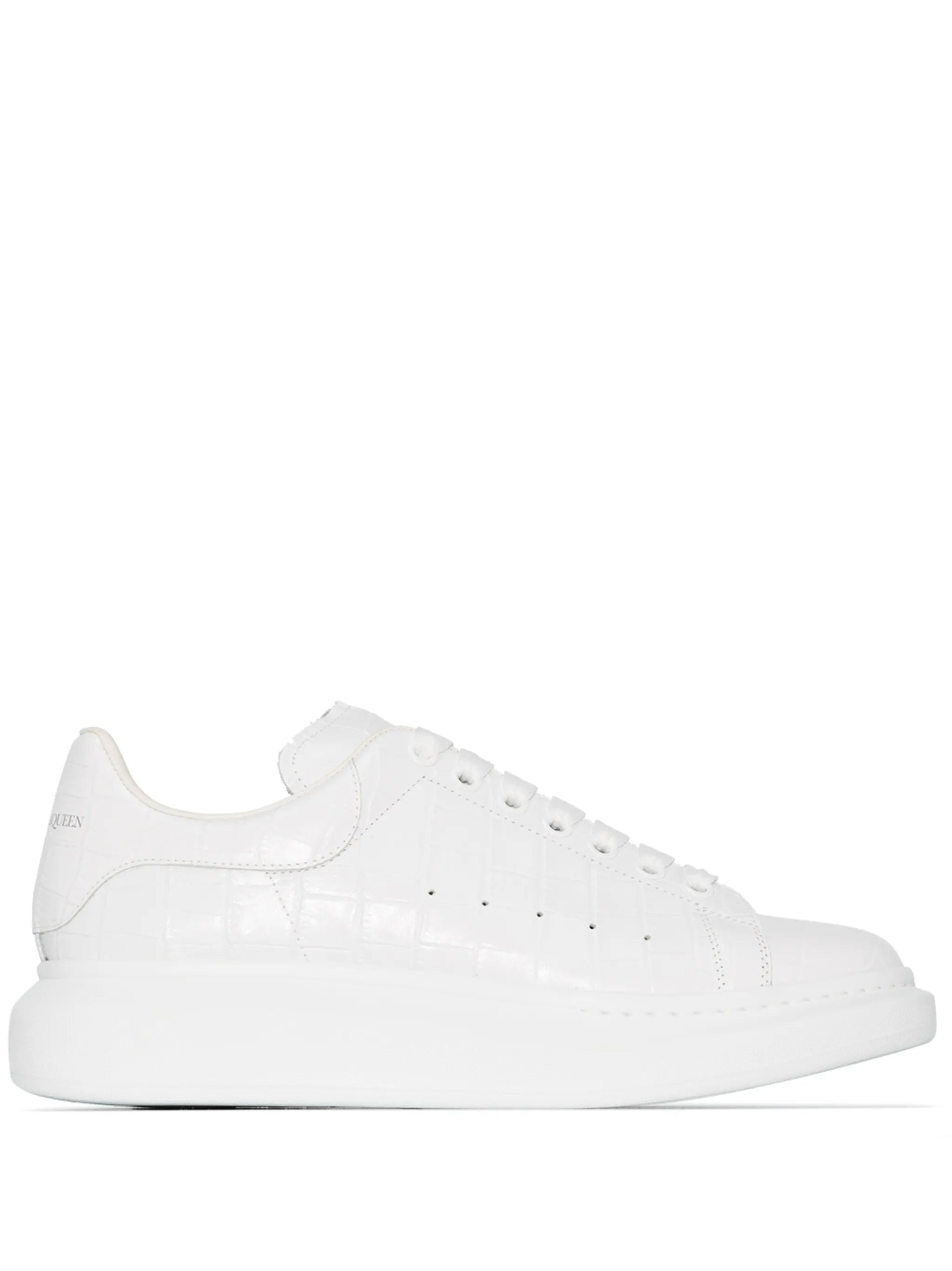 Oversized low-top sneakers