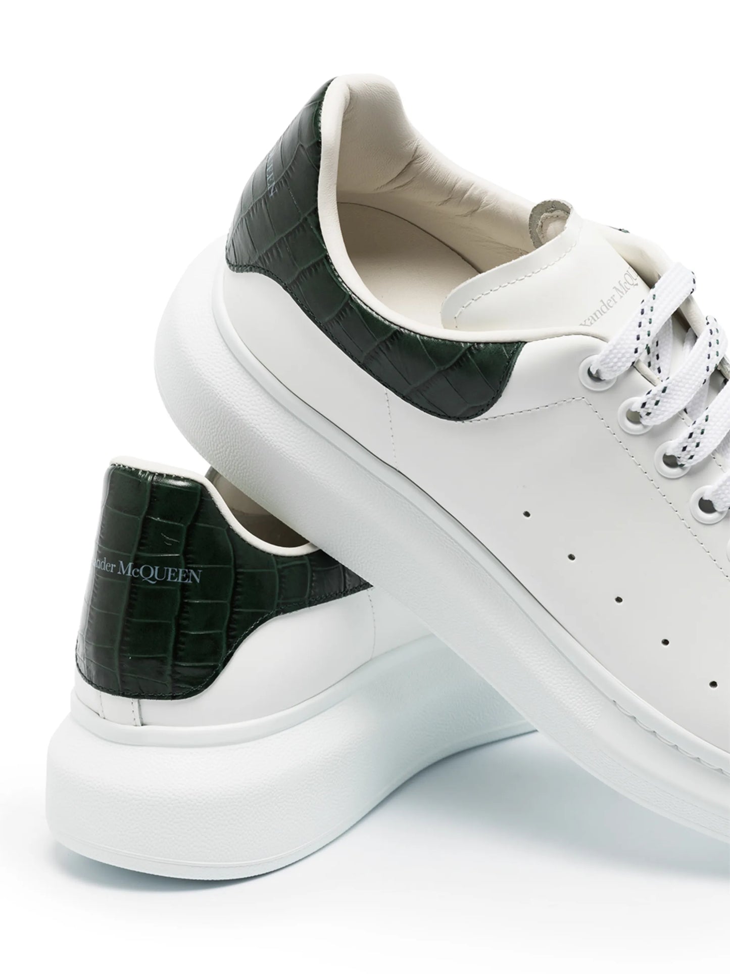 Oversized low-top sneakers
