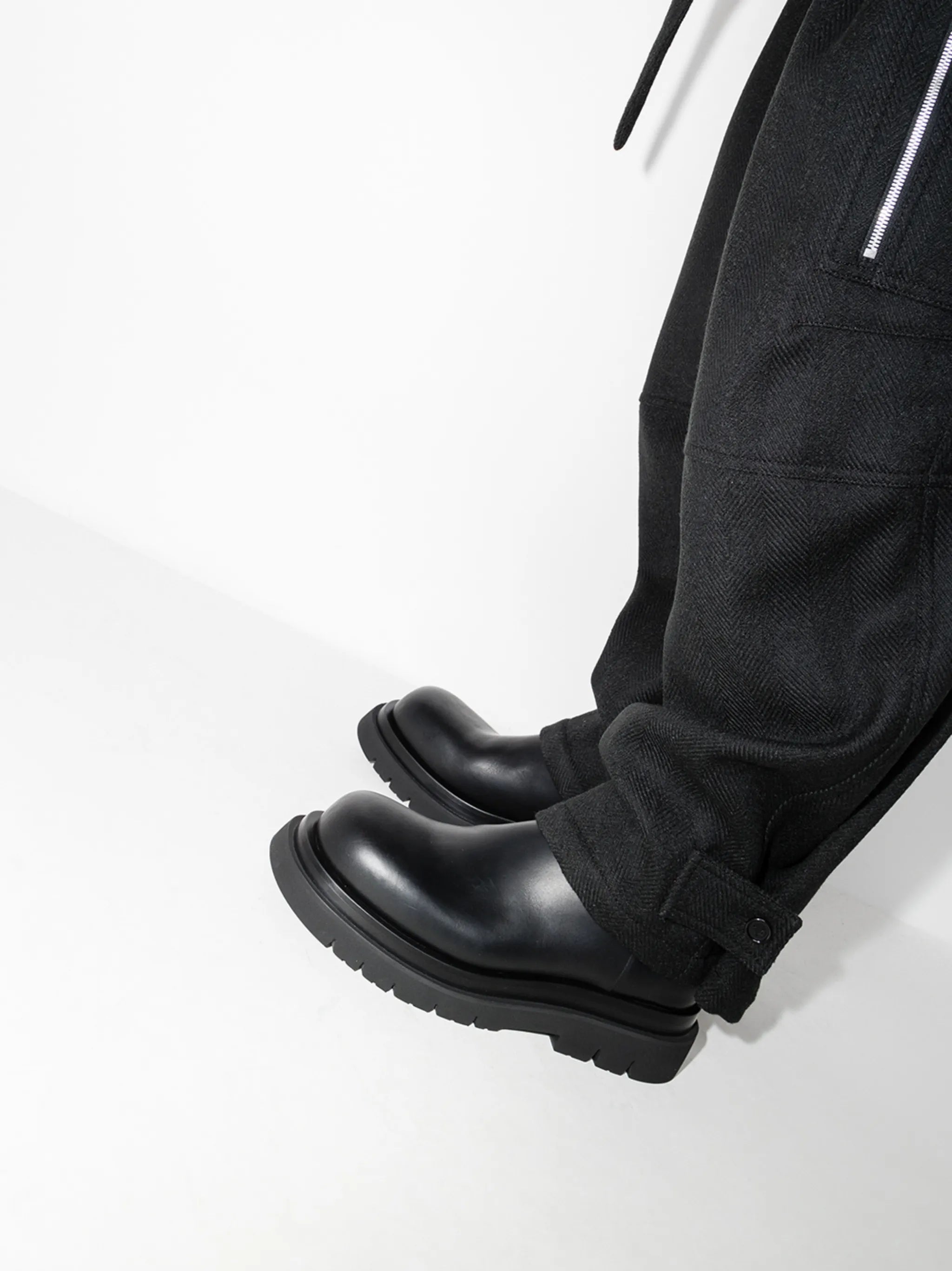 Lug leather Chelsea boots