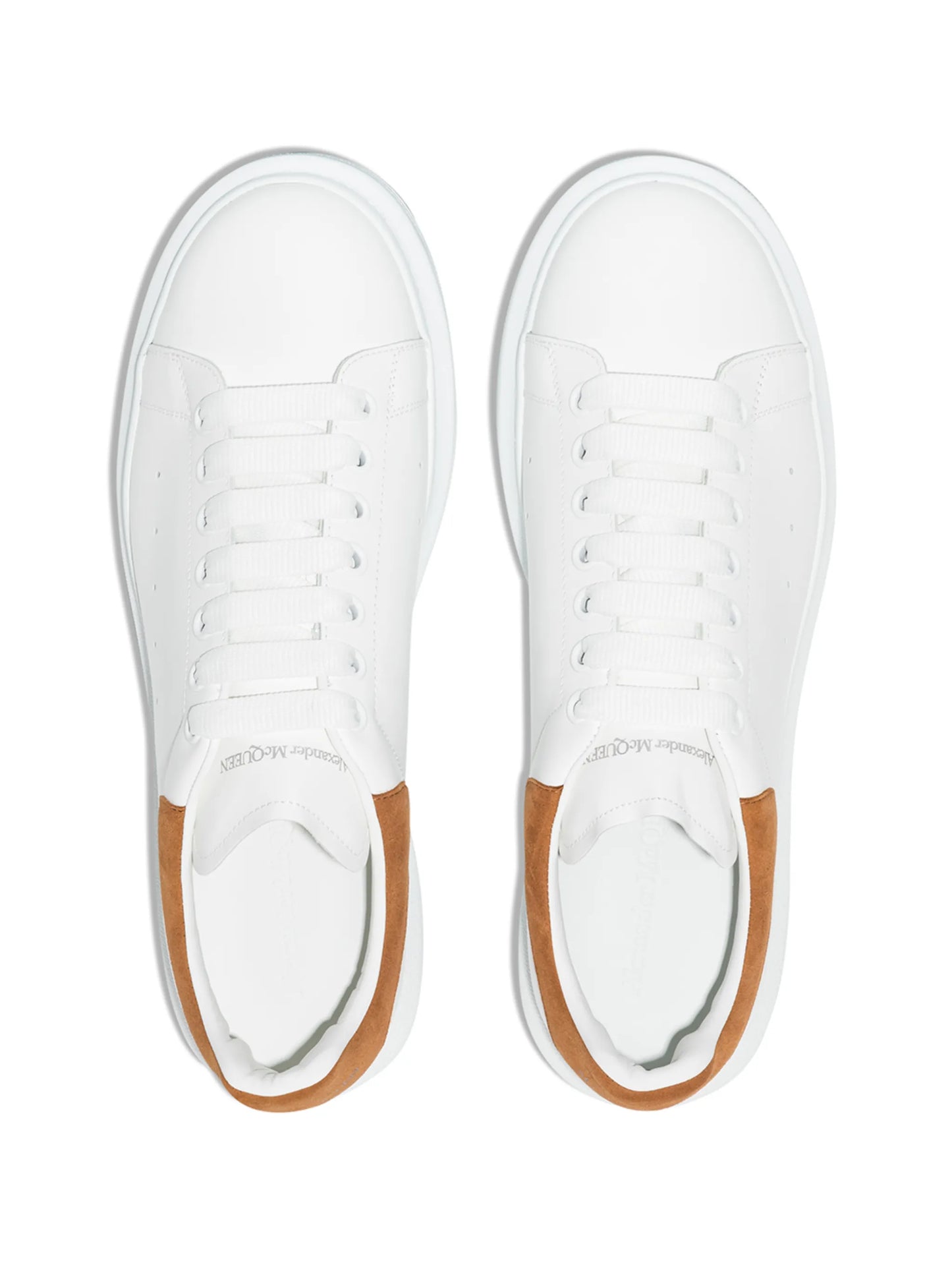 Oversized low-top sneakers