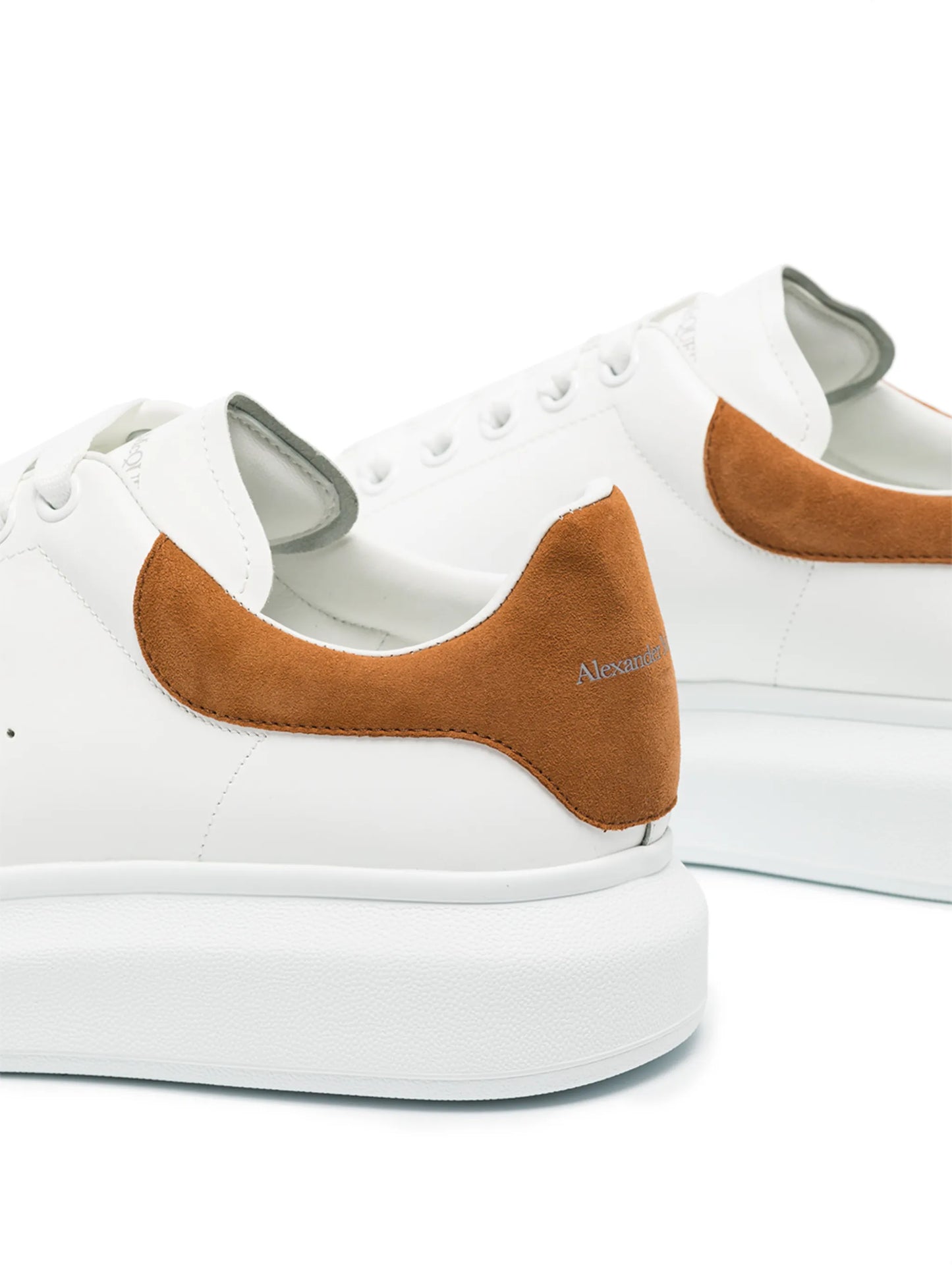 Oversized low-top sneakers