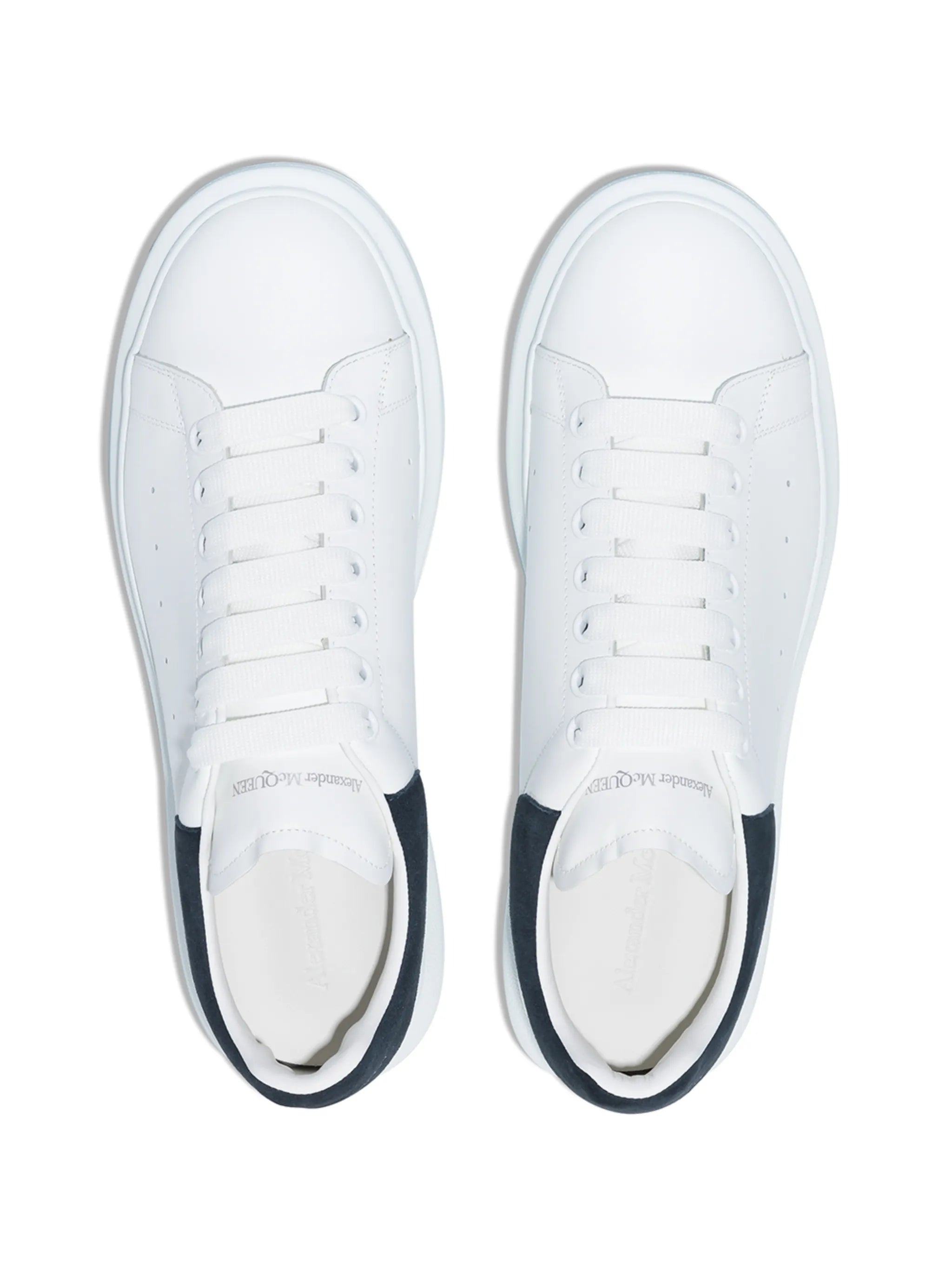 Oversized low-top sneakers