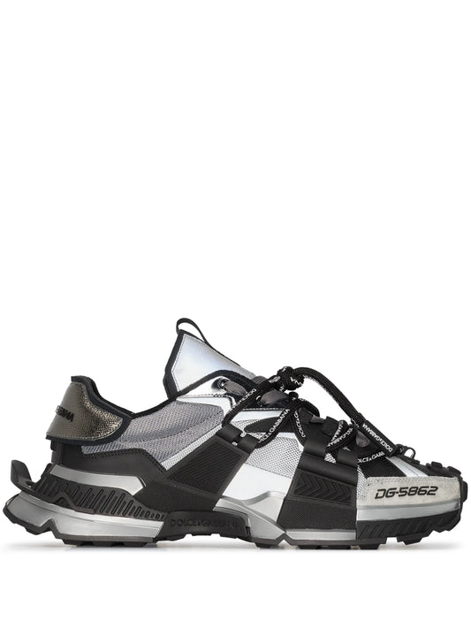 DG Space sneakers