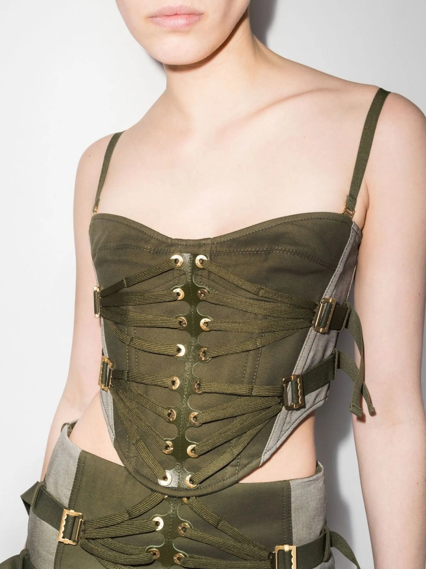 sweetheart-neck cropped corset