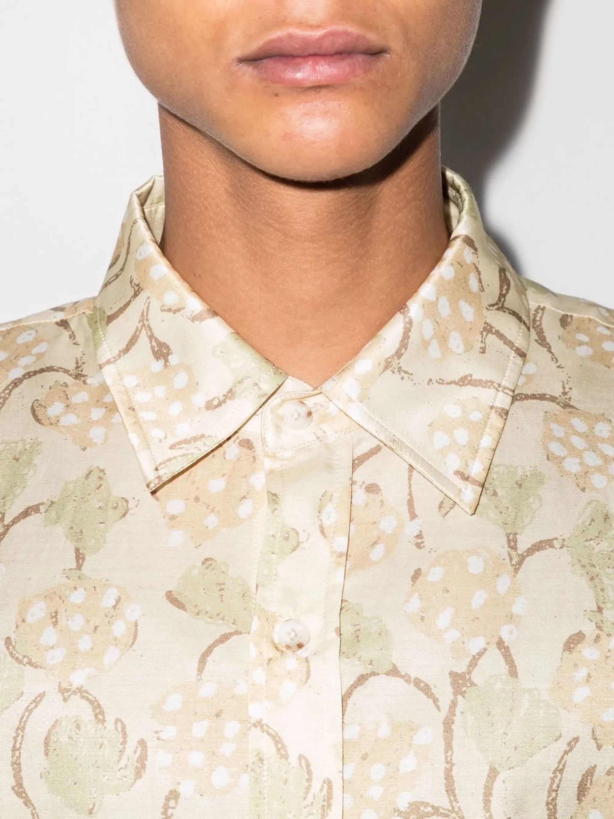 Roman Vine-print shirt