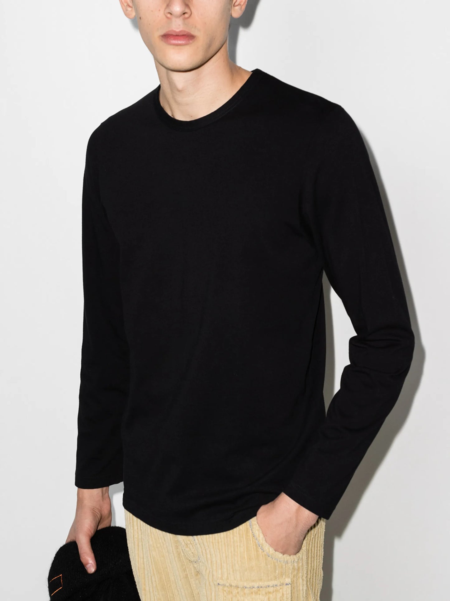 long-sleeved cotton T-shirt
