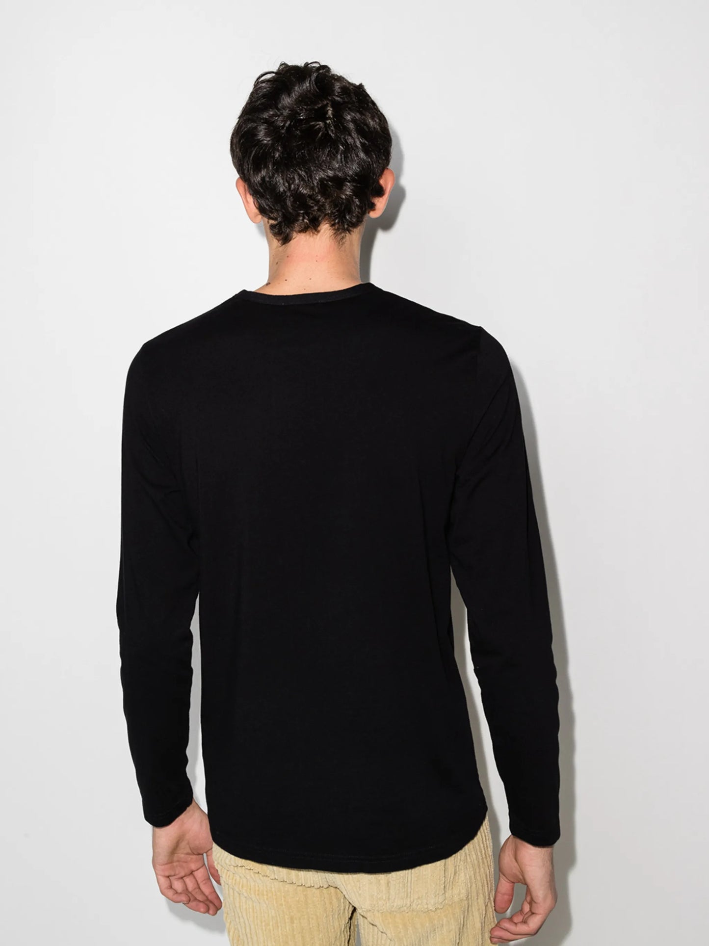 long-sleeved cotton T-shirt