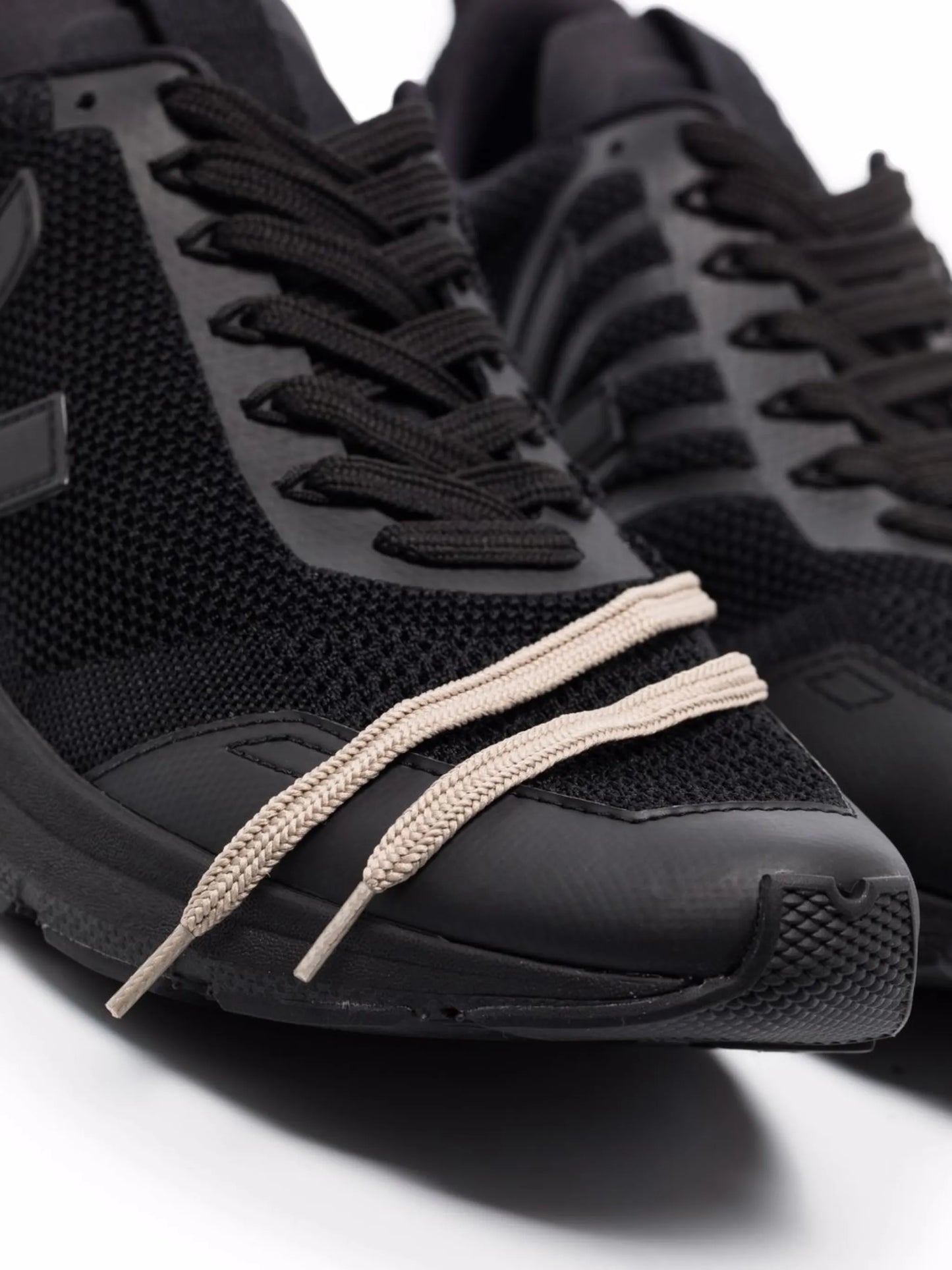 Performance Runner sneakers
