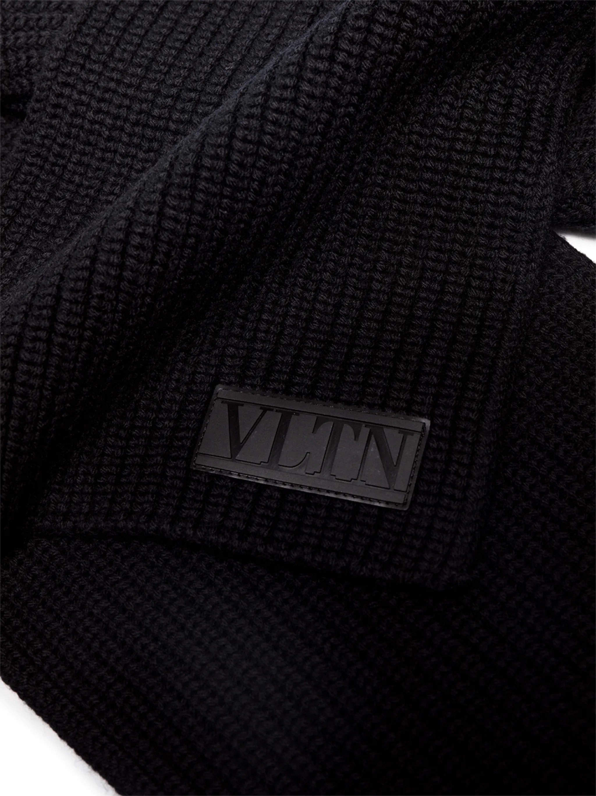 VLTN logo patch knitted scarf
