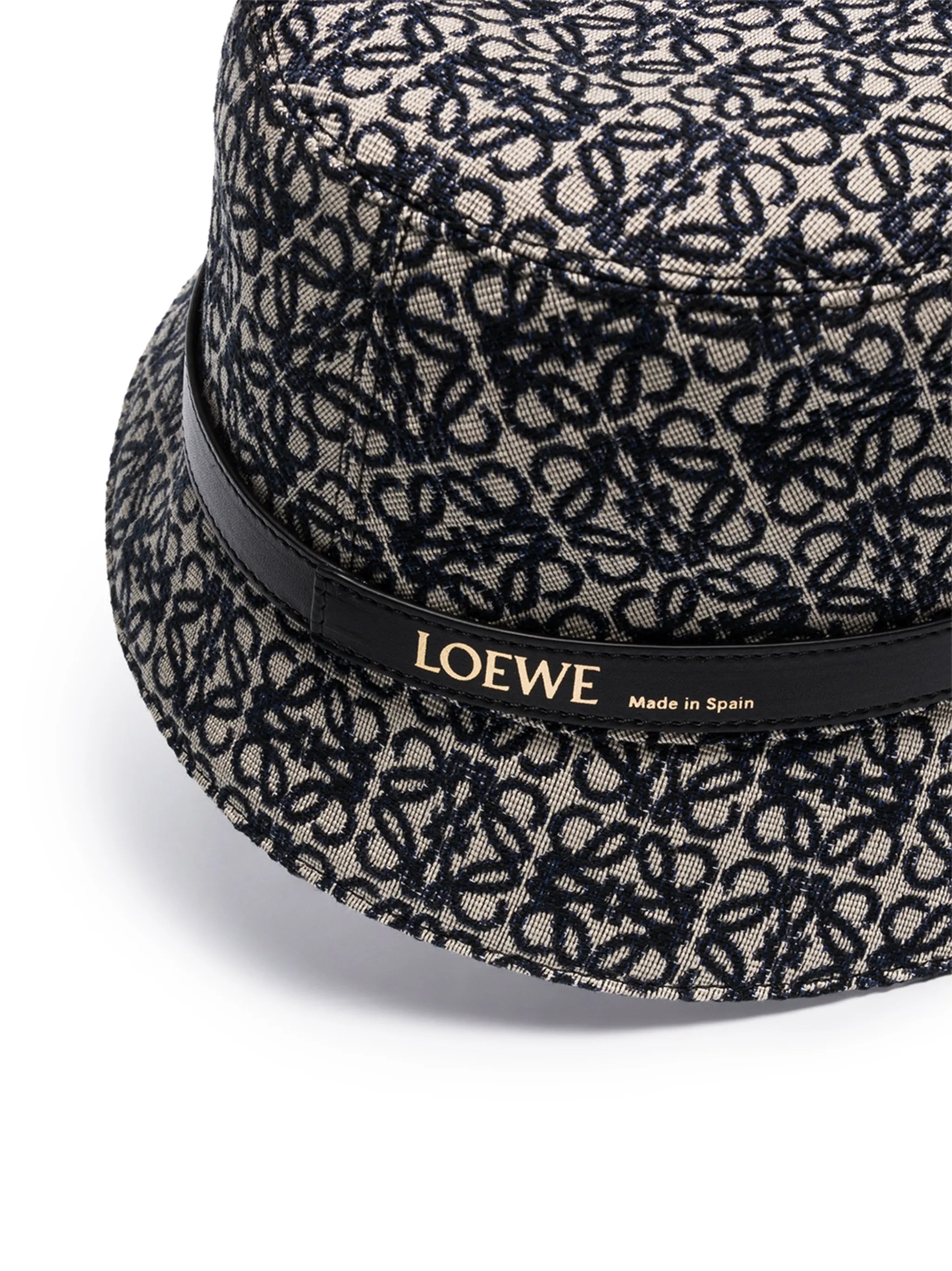 Anagram jacquard bucket hat
