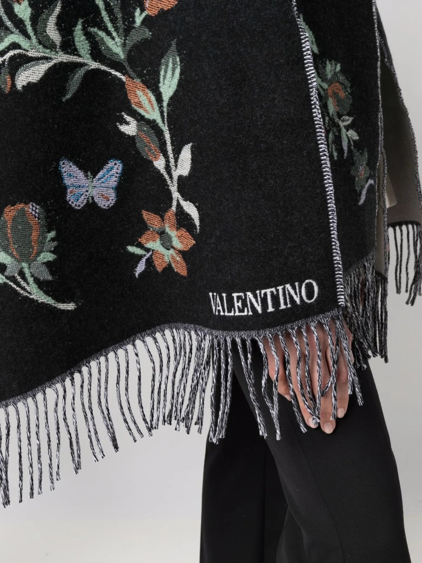 floral-embroidery fringed scarf