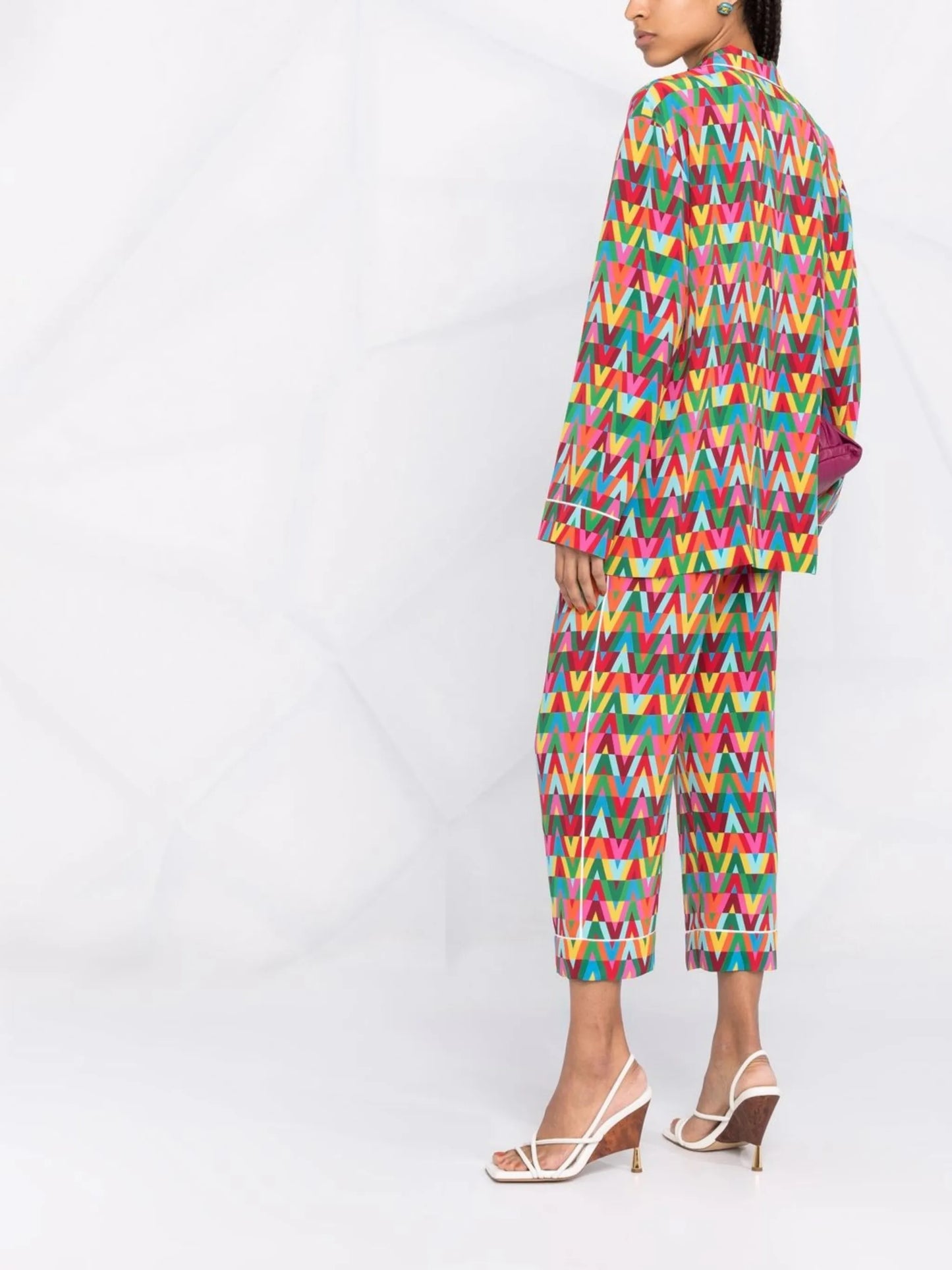 Optical silk jacket