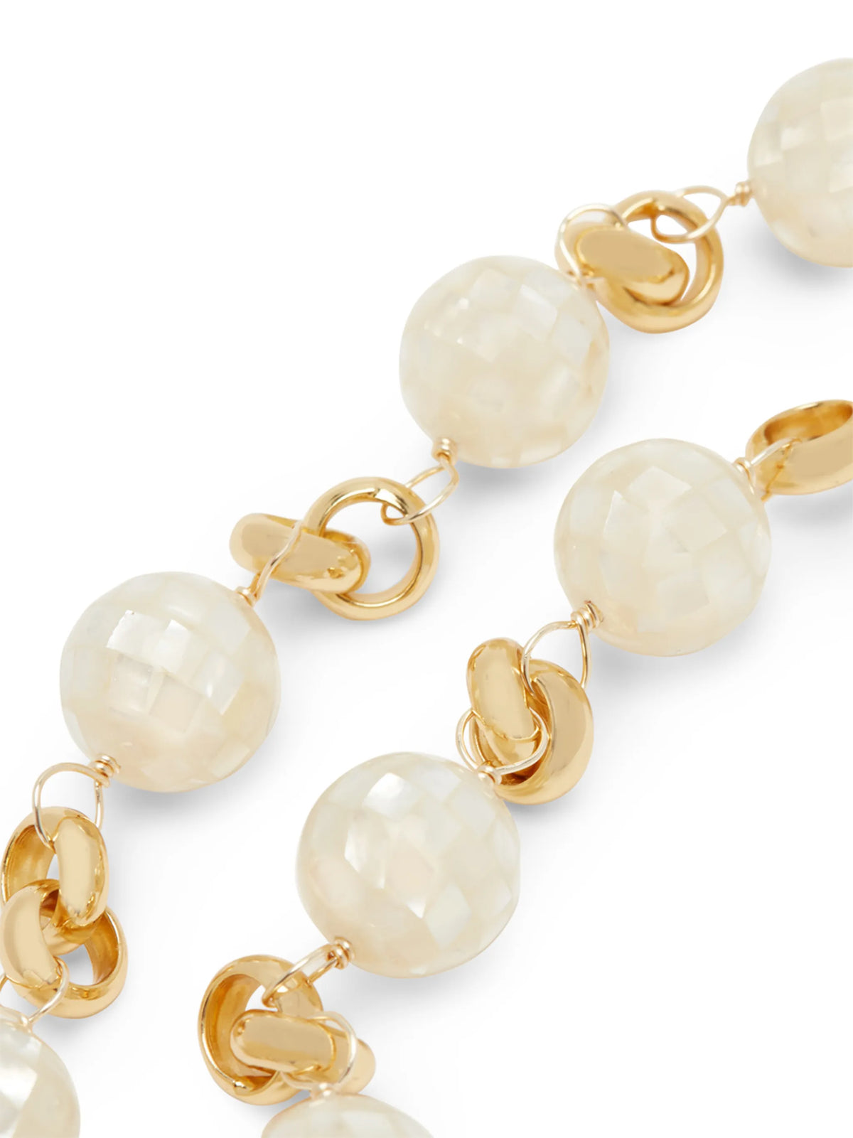 Daphne 15 pearl necklace