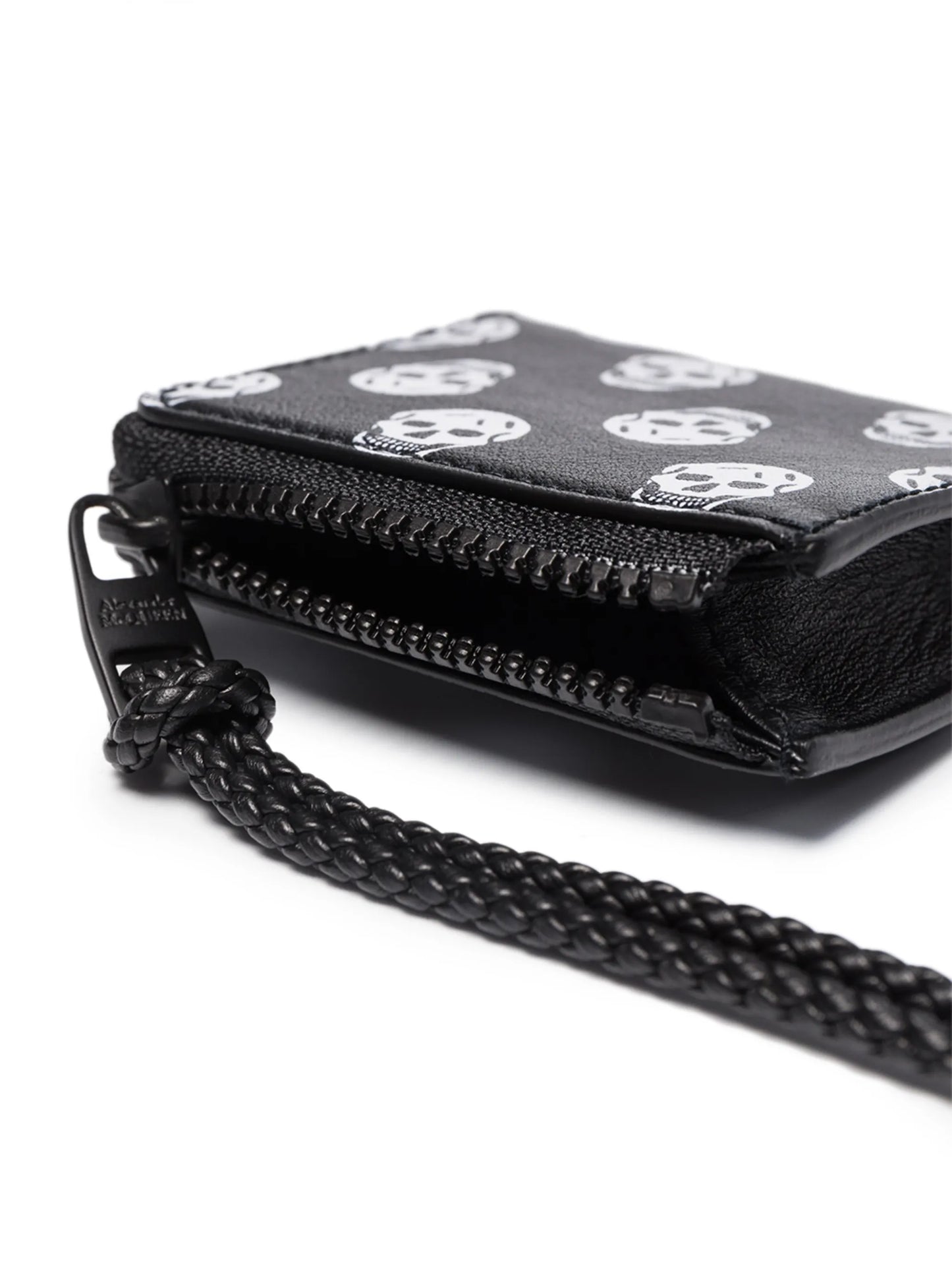 skull-print coin pouch