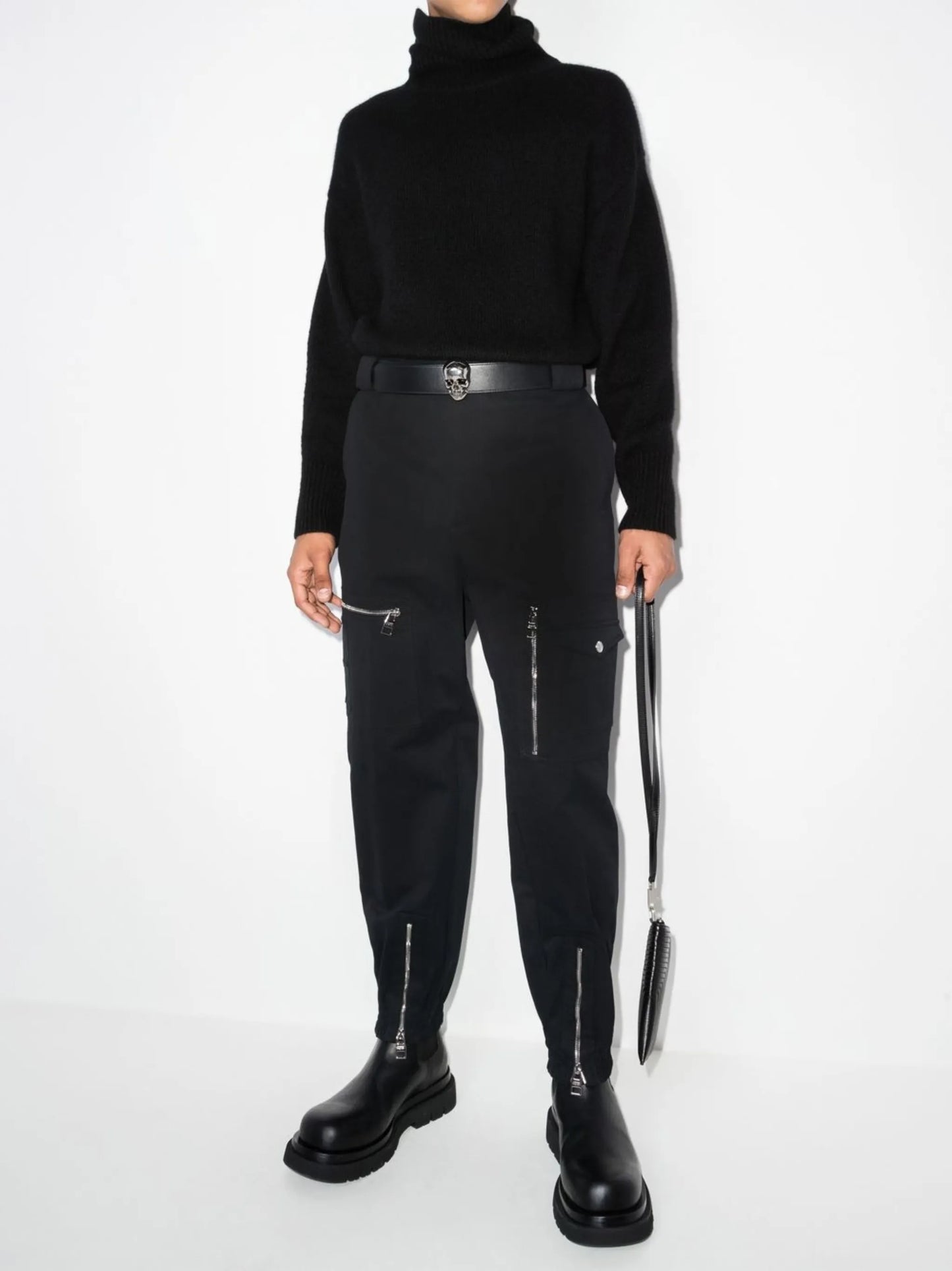 zip-detailing tapered trousers