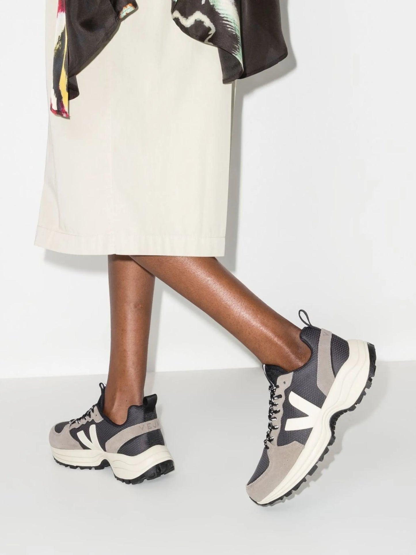 Venturi low-top sneakers