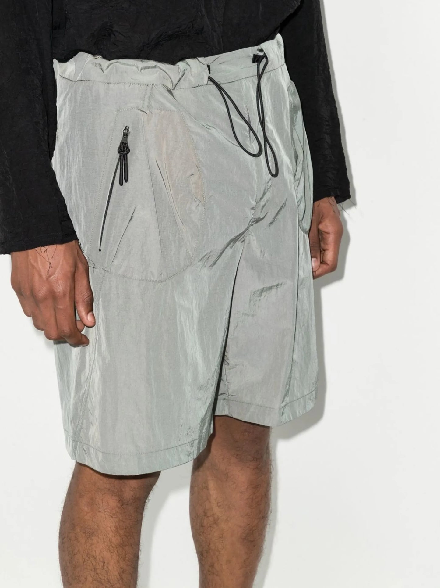 metallic-effect bermuda shorts